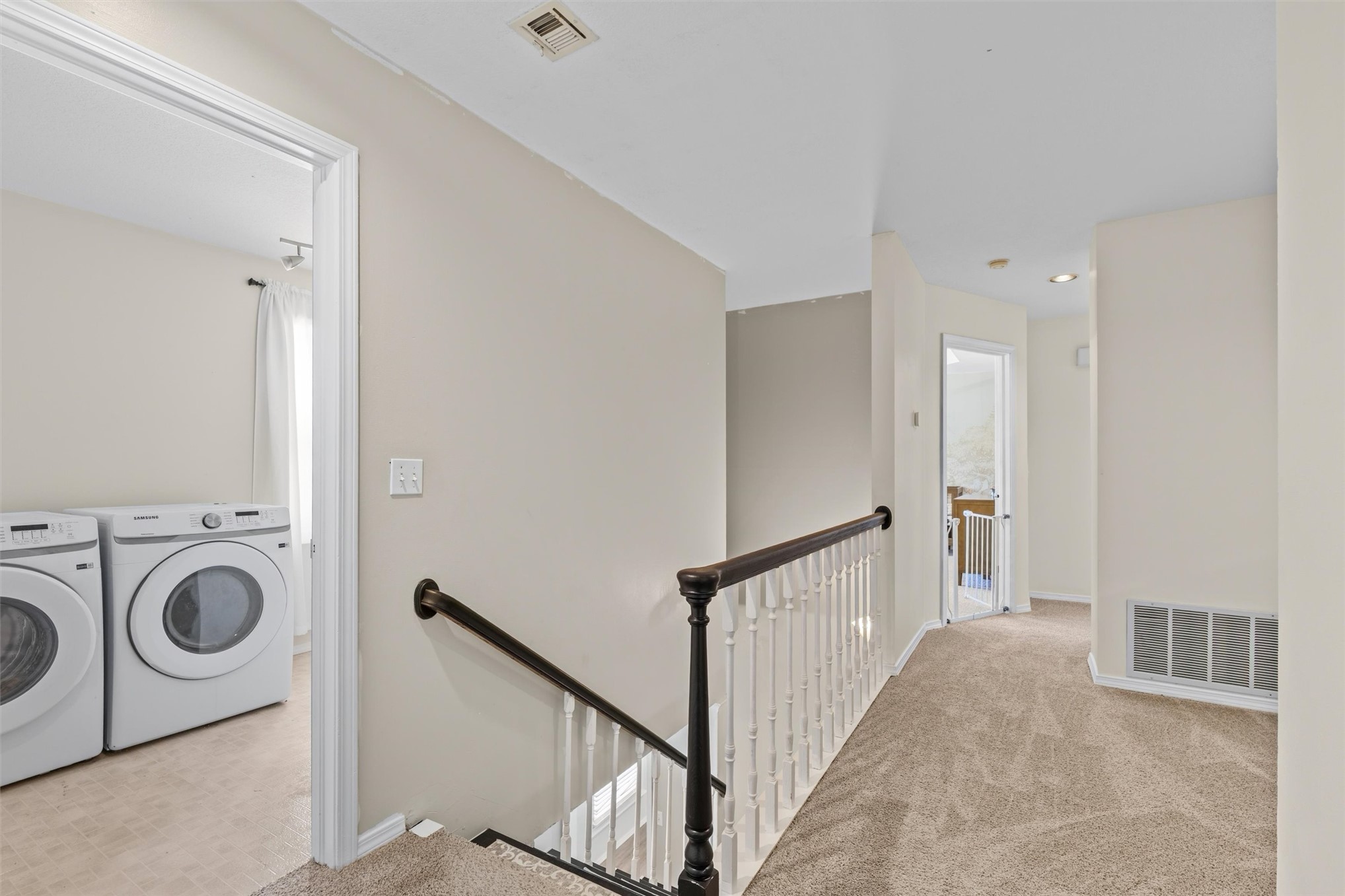 2624 Montrose Drive Property Photo 24