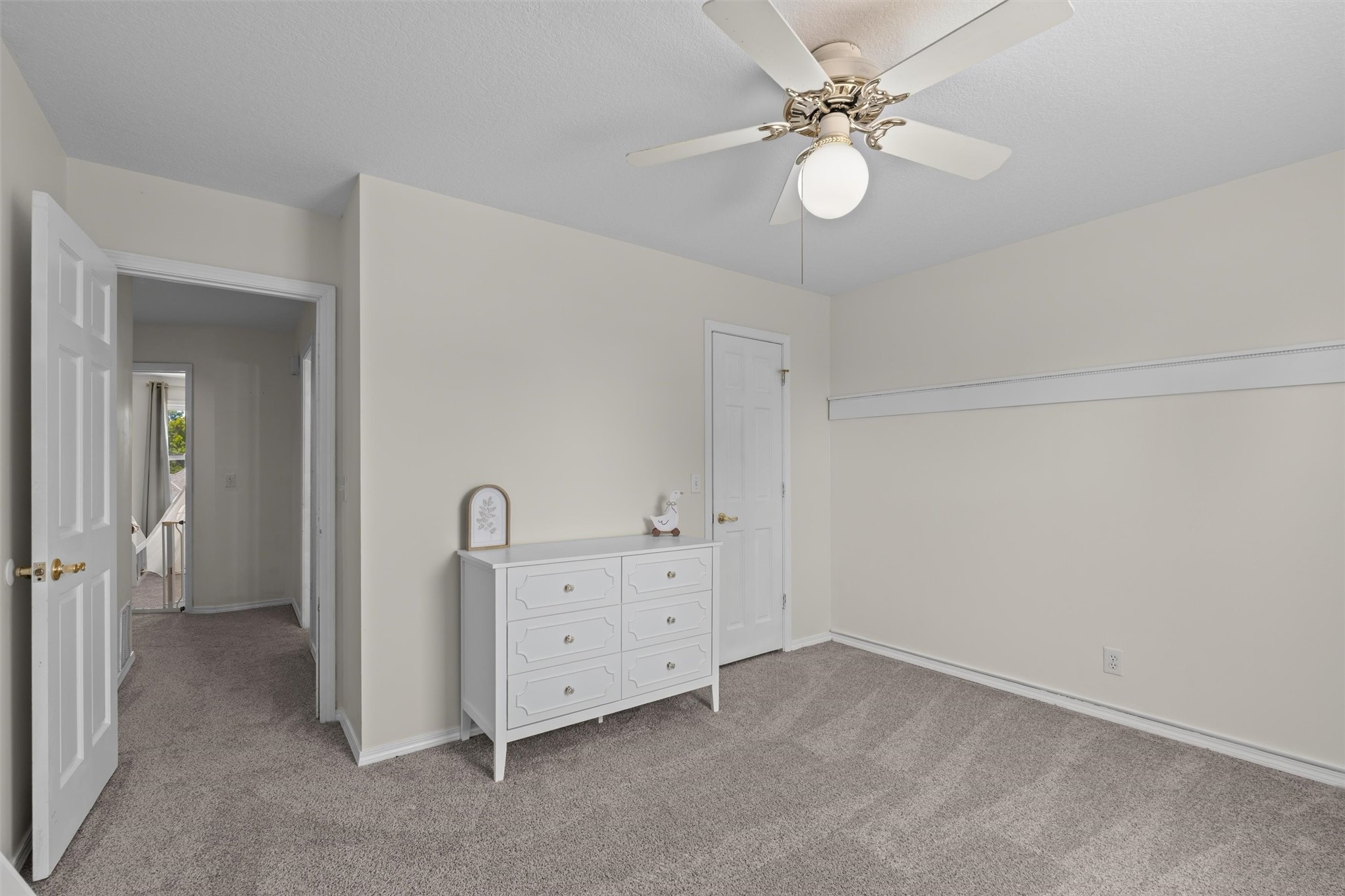 2624 Montrose Drive Property Photo 30