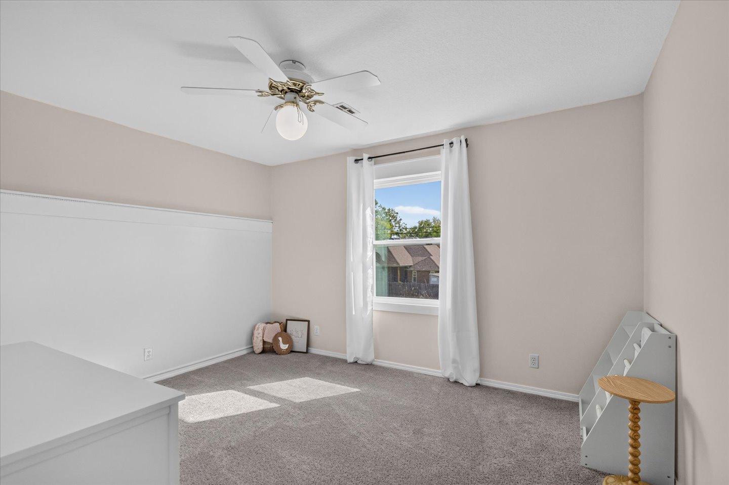 2624 Montrose Drive Property Photo 30