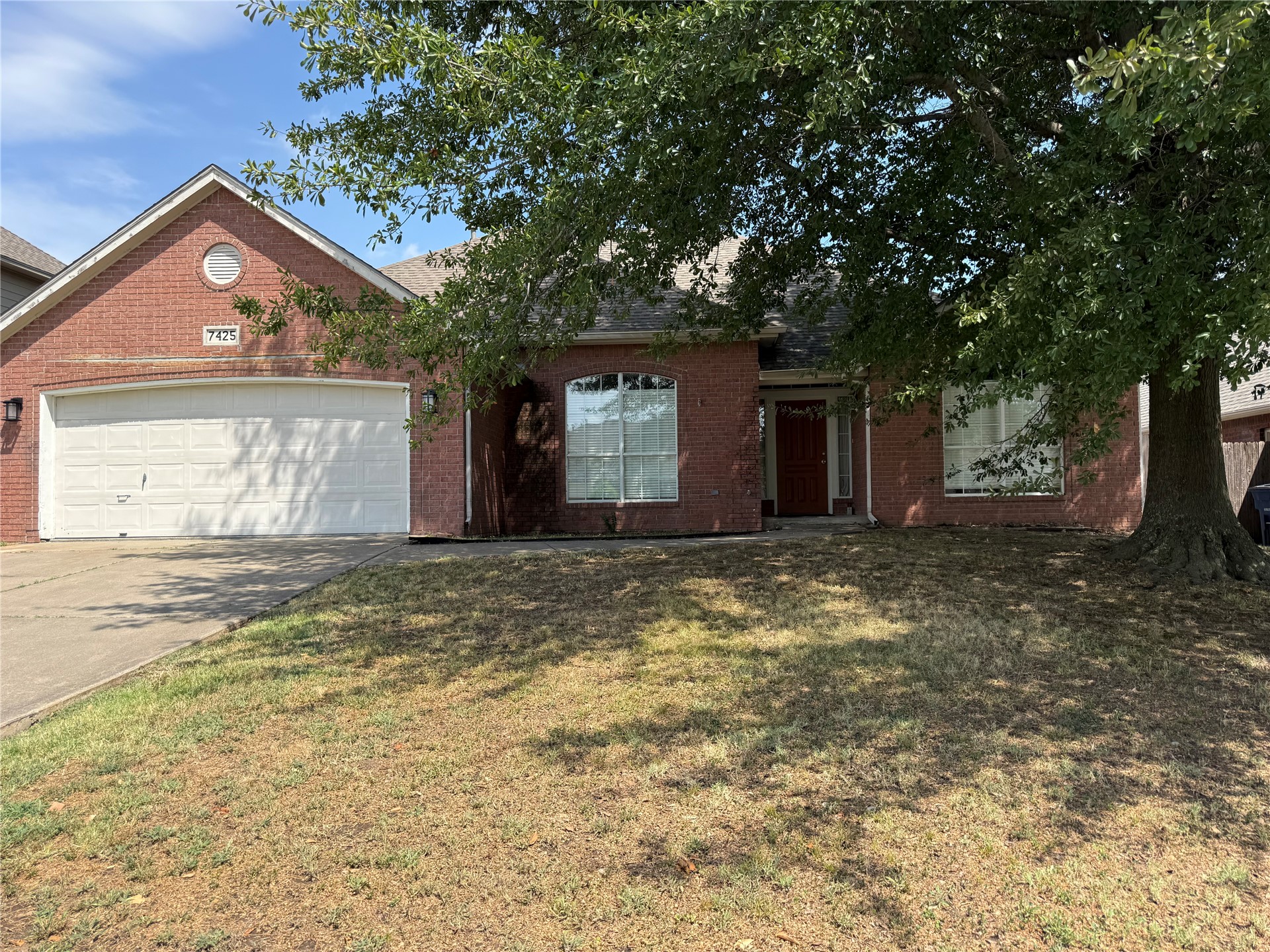 7425 S 107th East Avenue W Property Photo 1