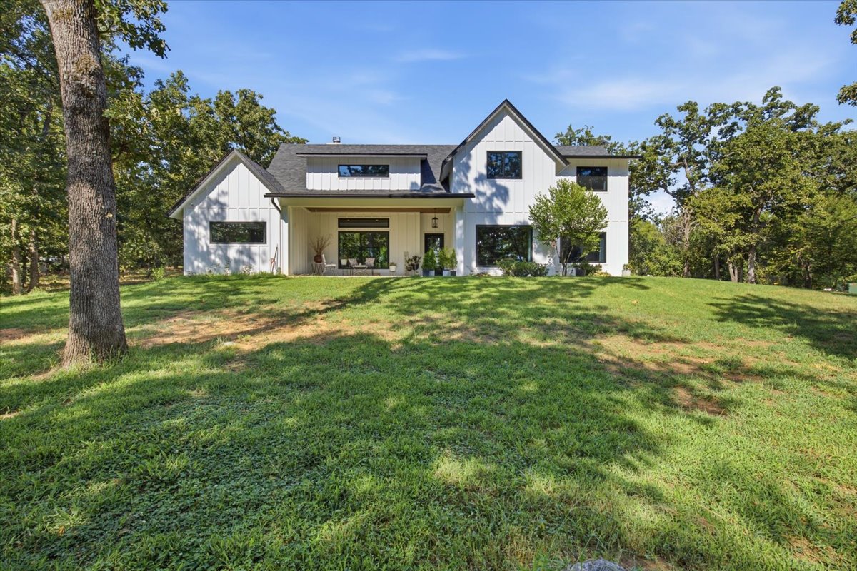 16463 County Road 3600