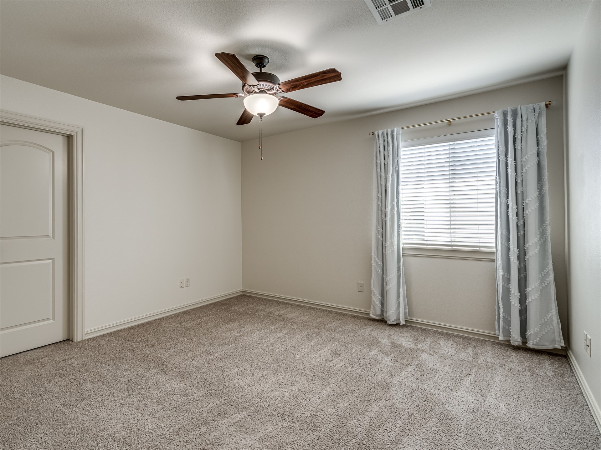 5902 E 110th Place Property Photo 69