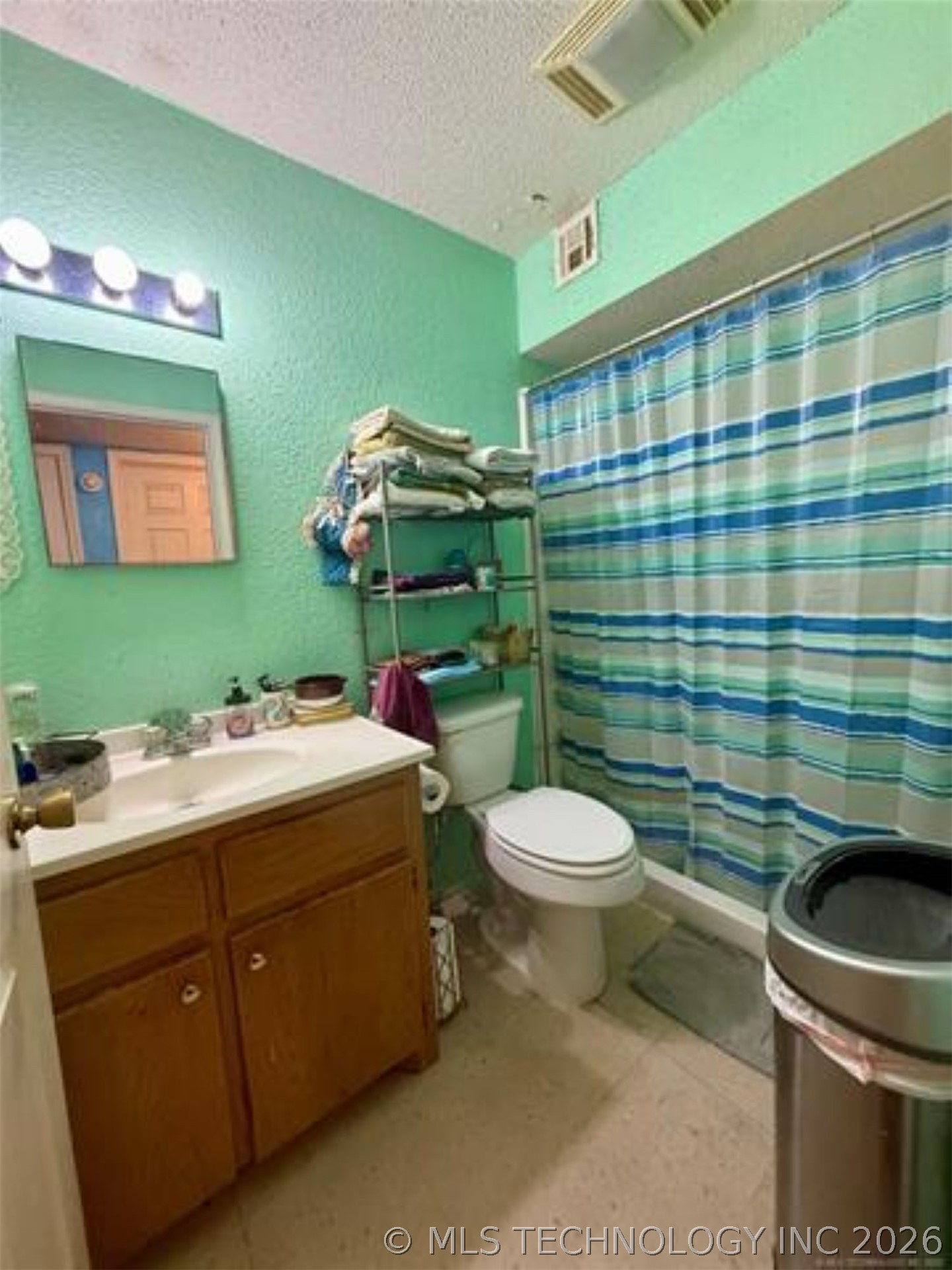 815 E Tutt Street Property Photo 9