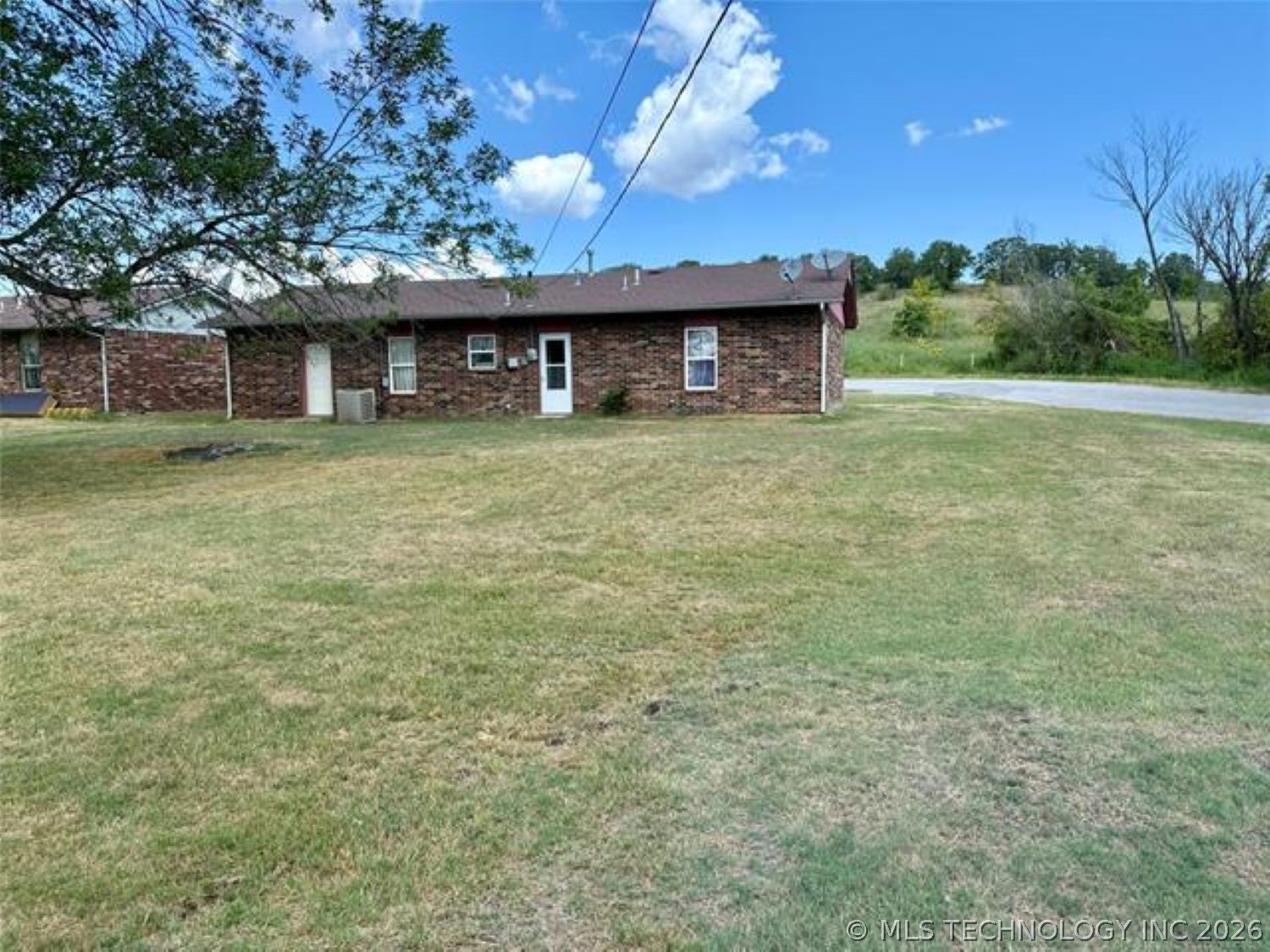 815 E Tutt Street Property Photo 12