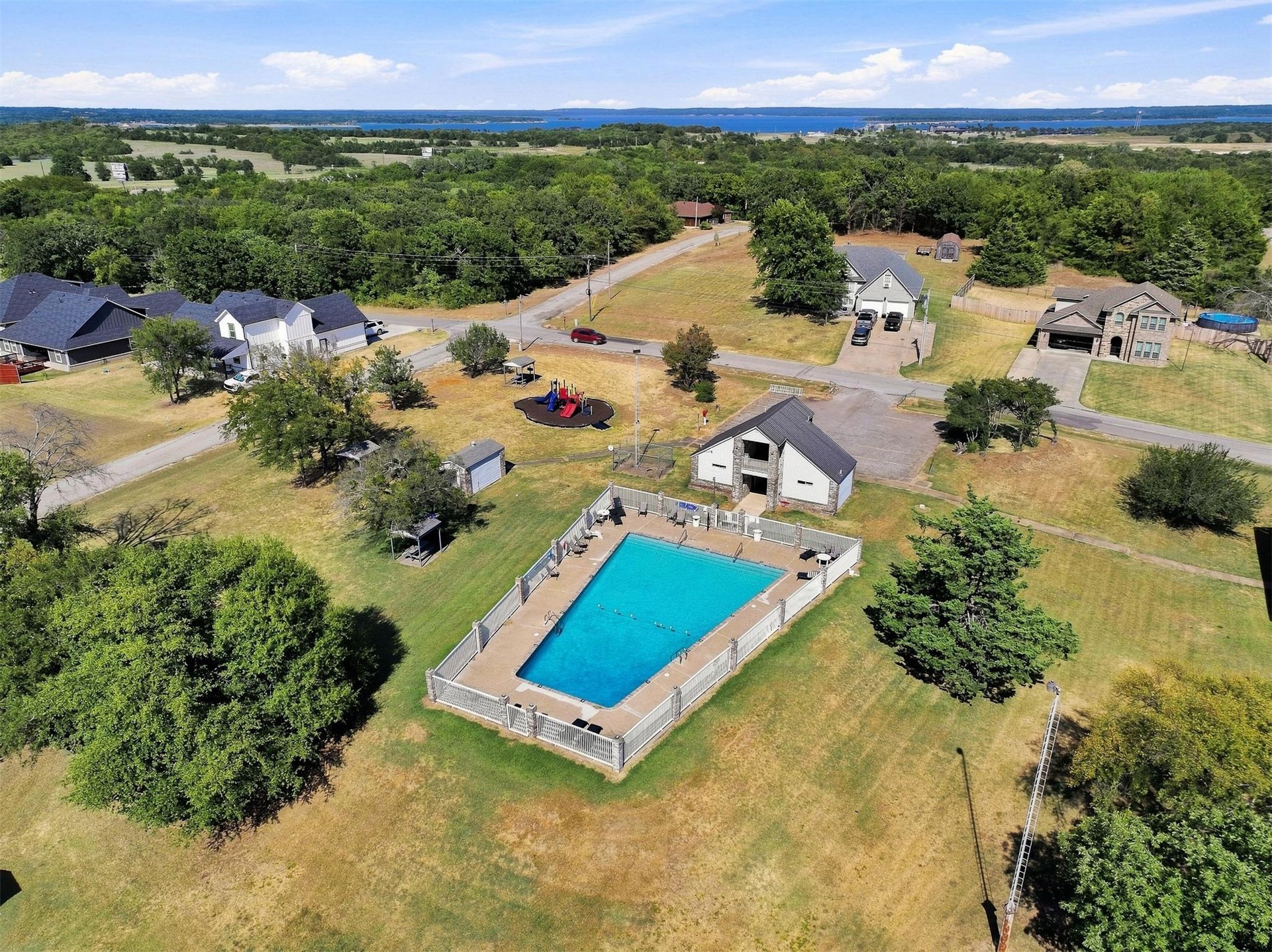 6953 River Oak Property Photo 12