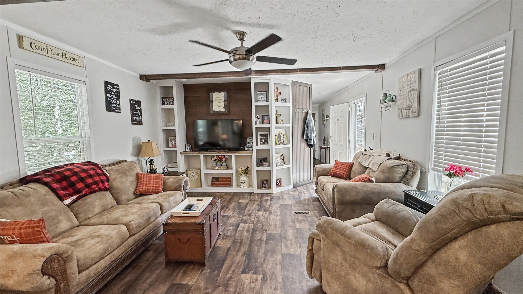 10112 Sandstone Road Property Photo 6