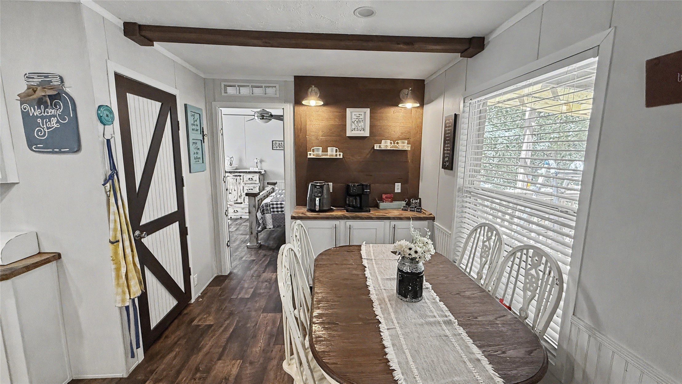 10112 Sandstone Road Property Photo 13