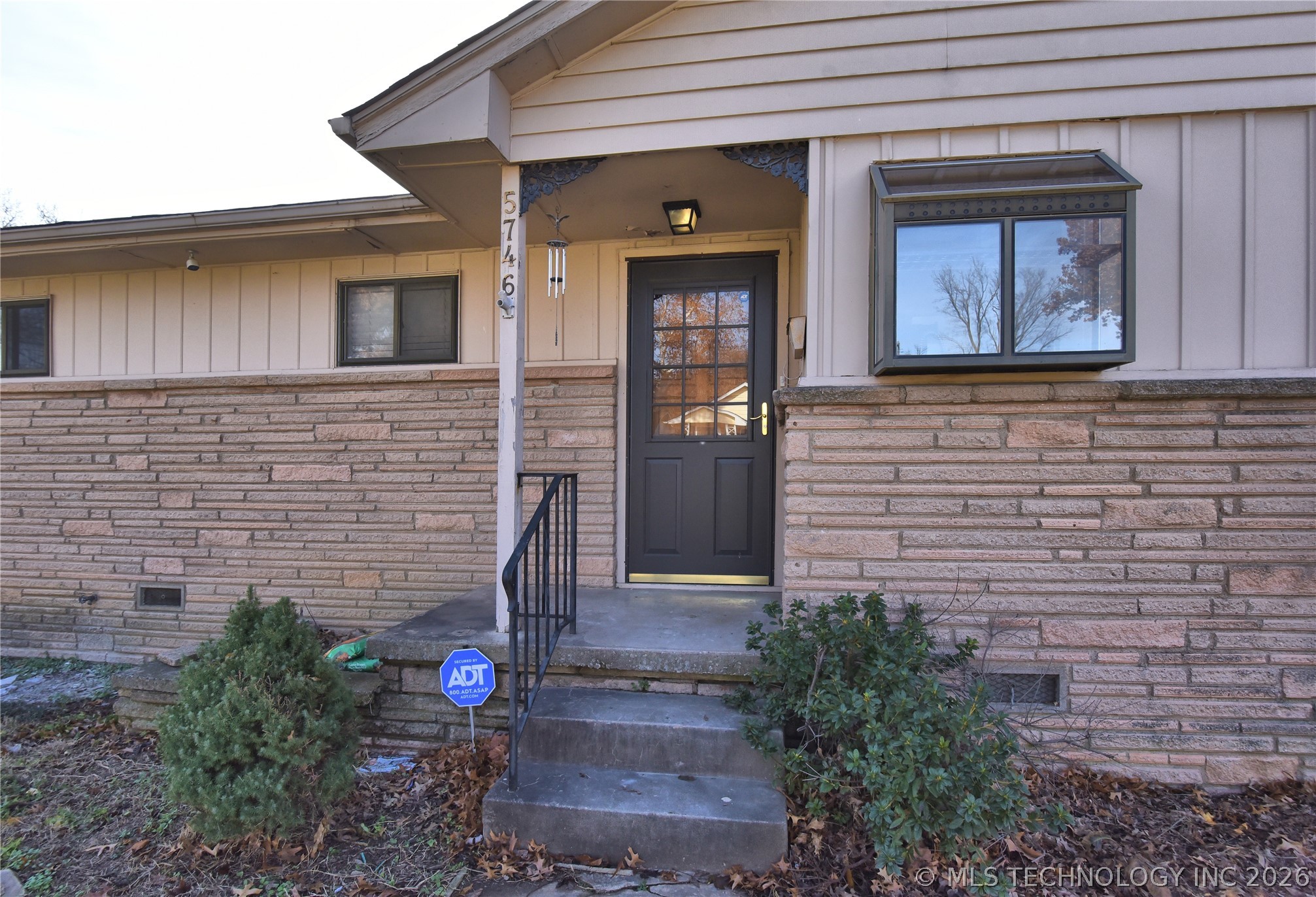 5746 E 26th Place Property Photo 2