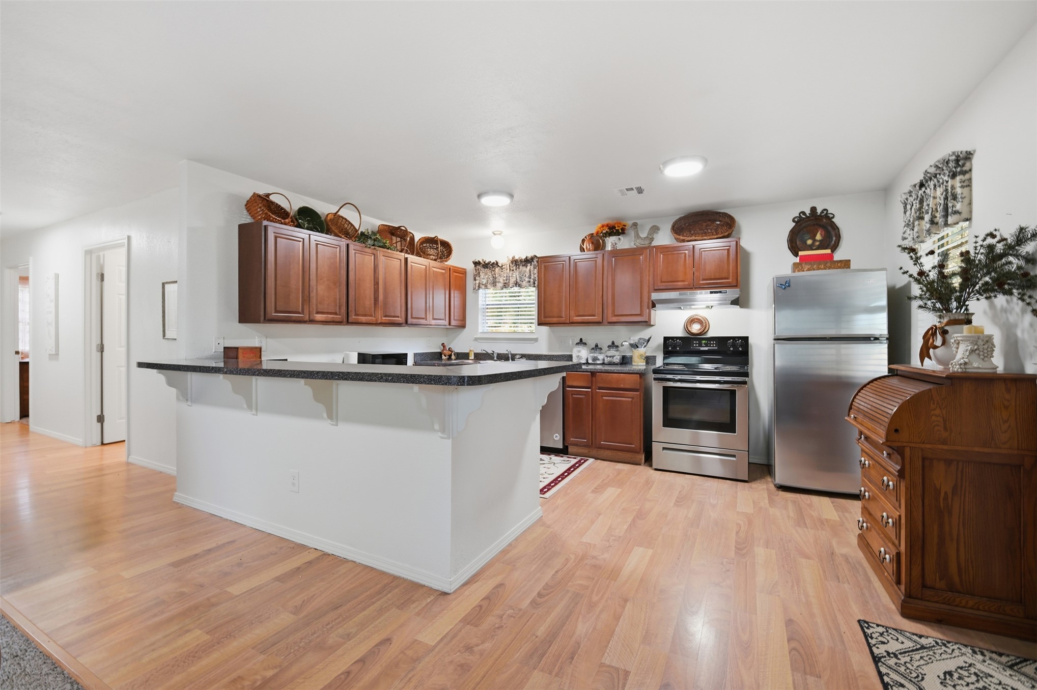660 N Olive Street Property Photo 12