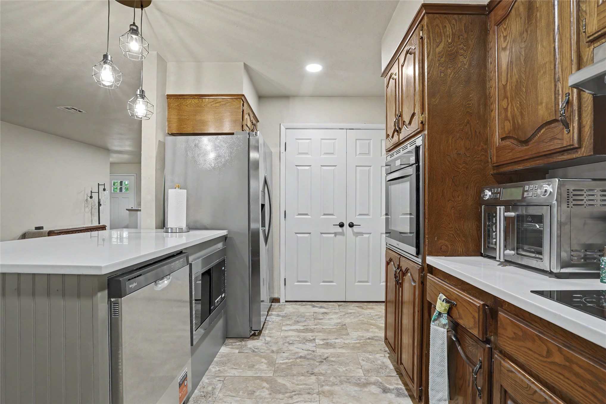 641 Apple Street Property Photo 11