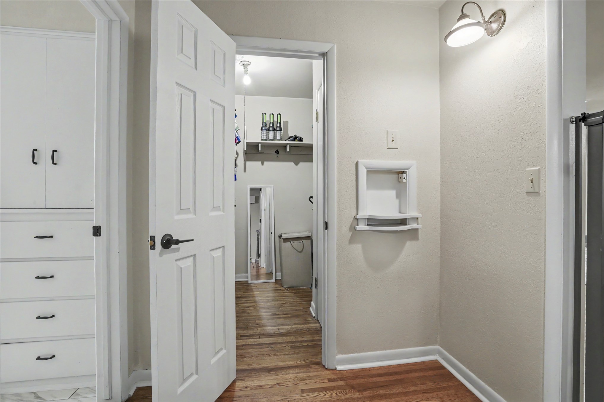 641 Apple Street Property Photo 16