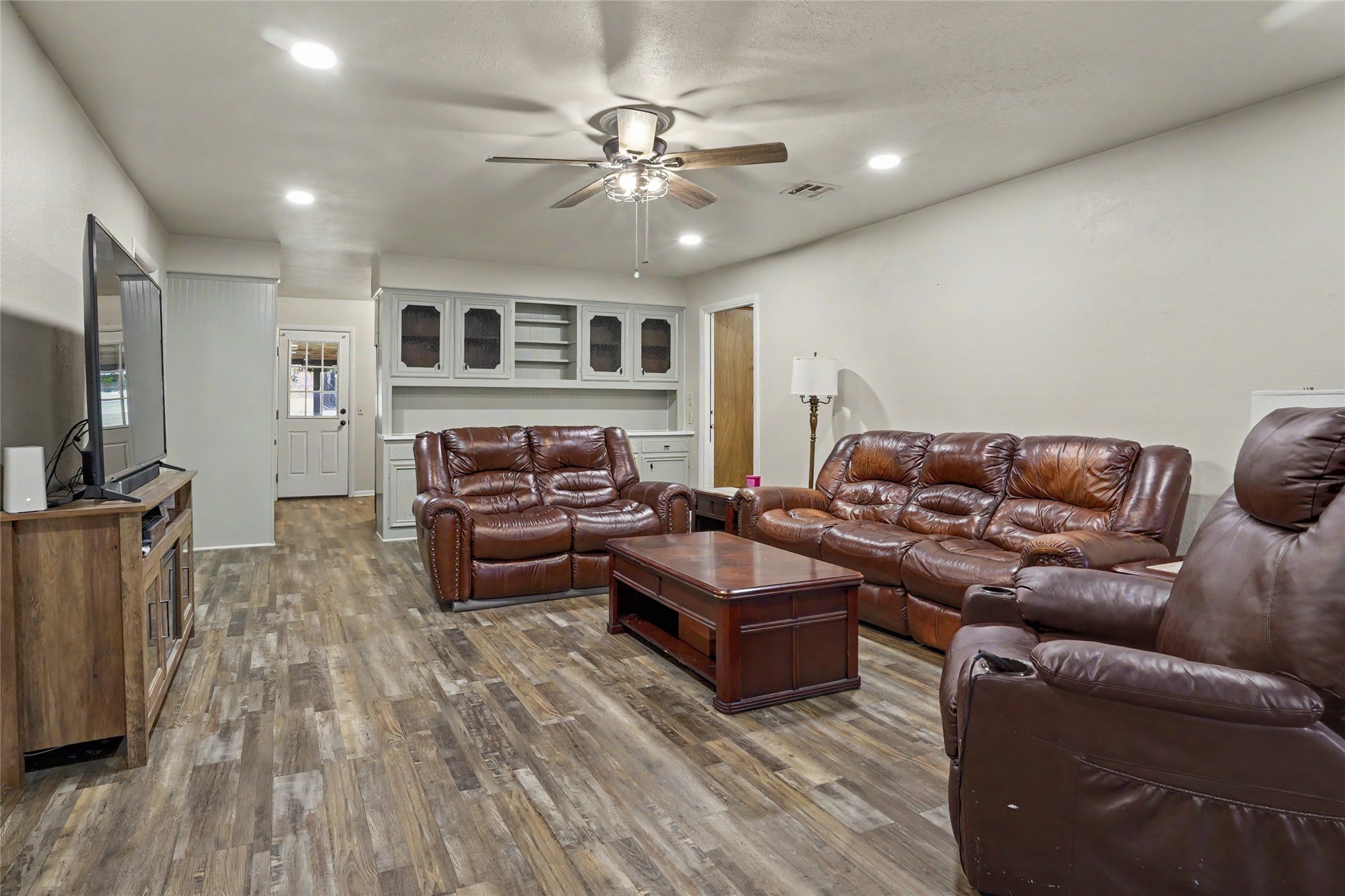 641 Apple Street Property Photo 21