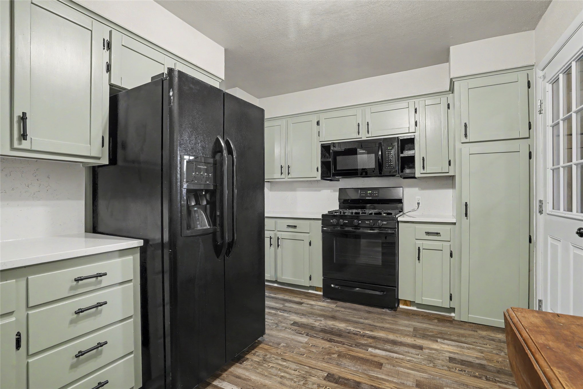 641 Apple Street Property Photo 26
