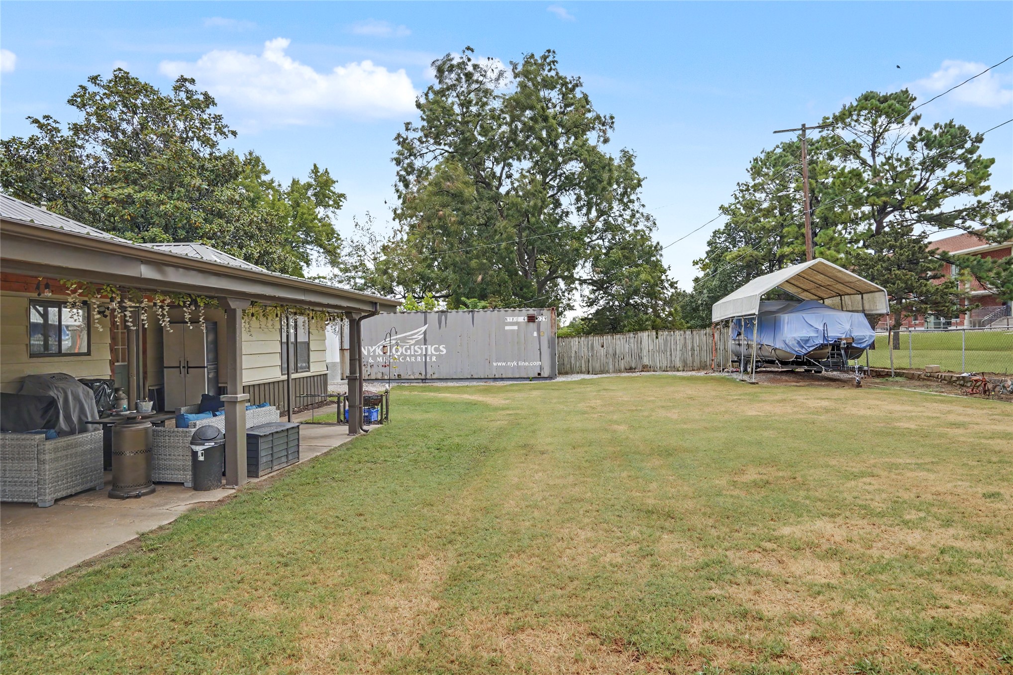 641 Apple Street Property Photo 35