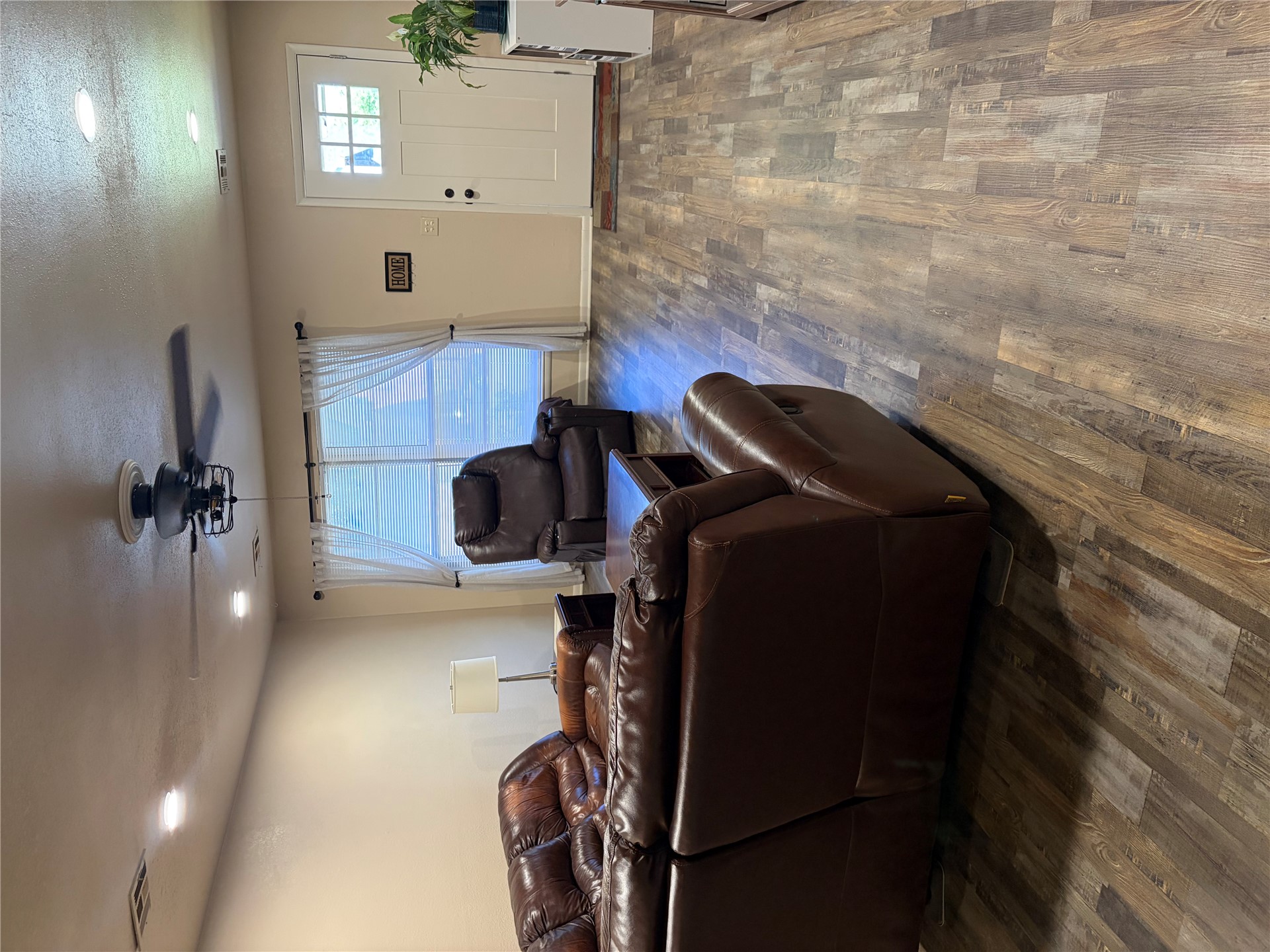 641 Apple Street Property Photo 40