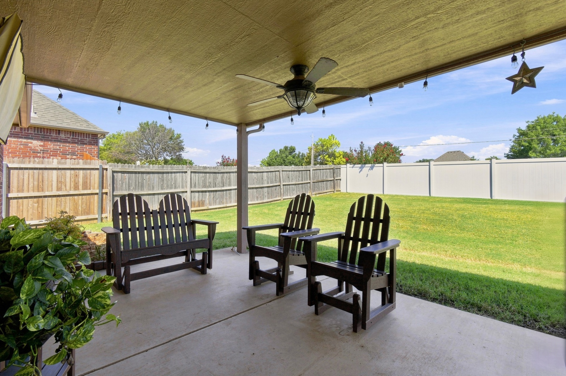 7424 E Indianola Street Property Photo 5