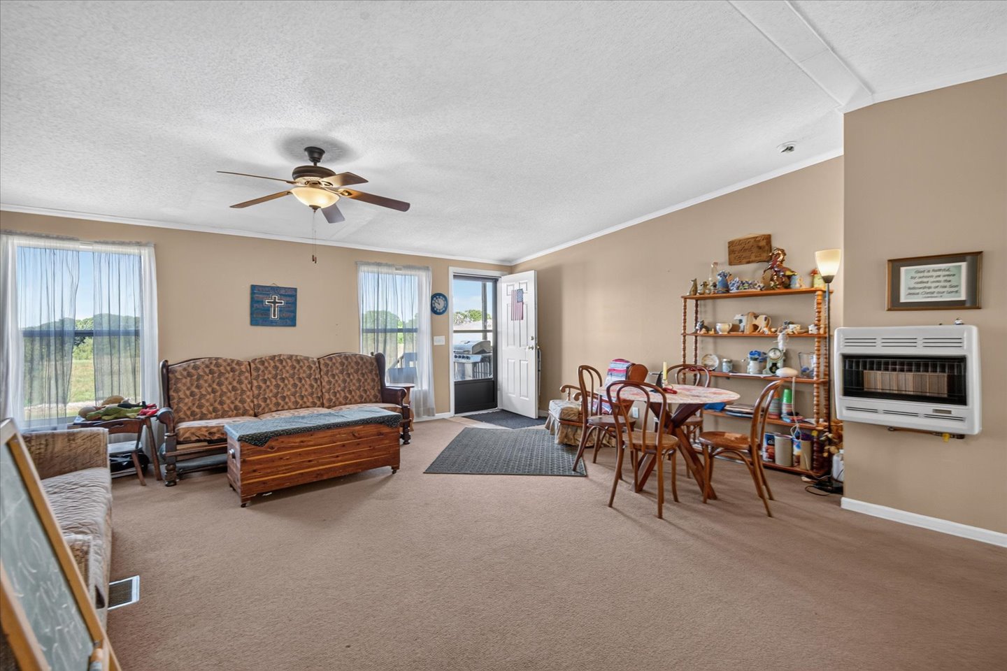 568 County Road 2307 Property Photo 5