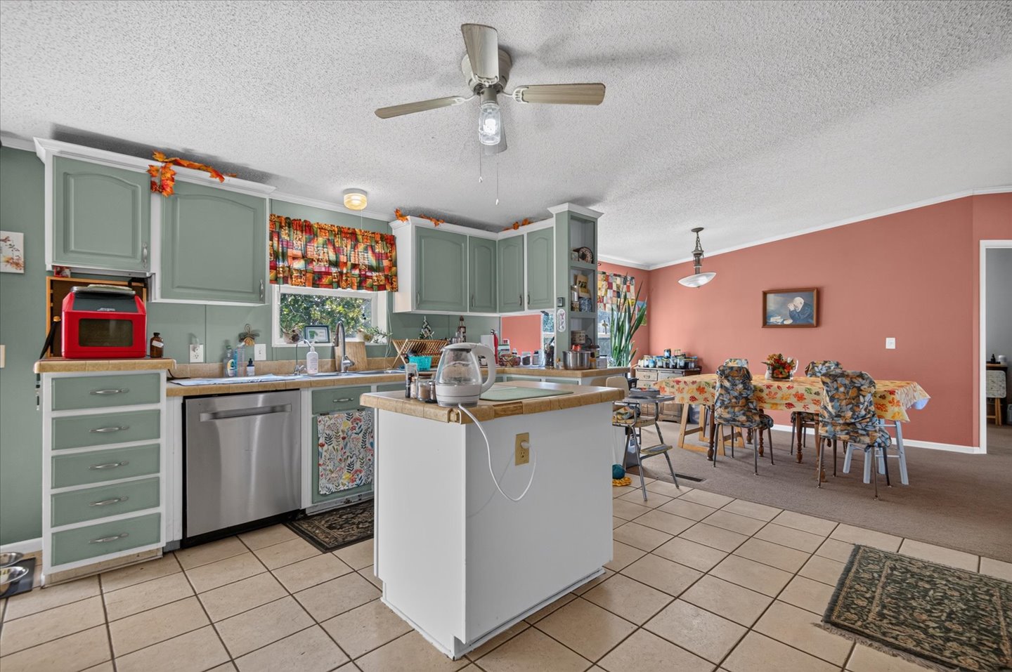 568 County Road 2307 Property Photo 10
