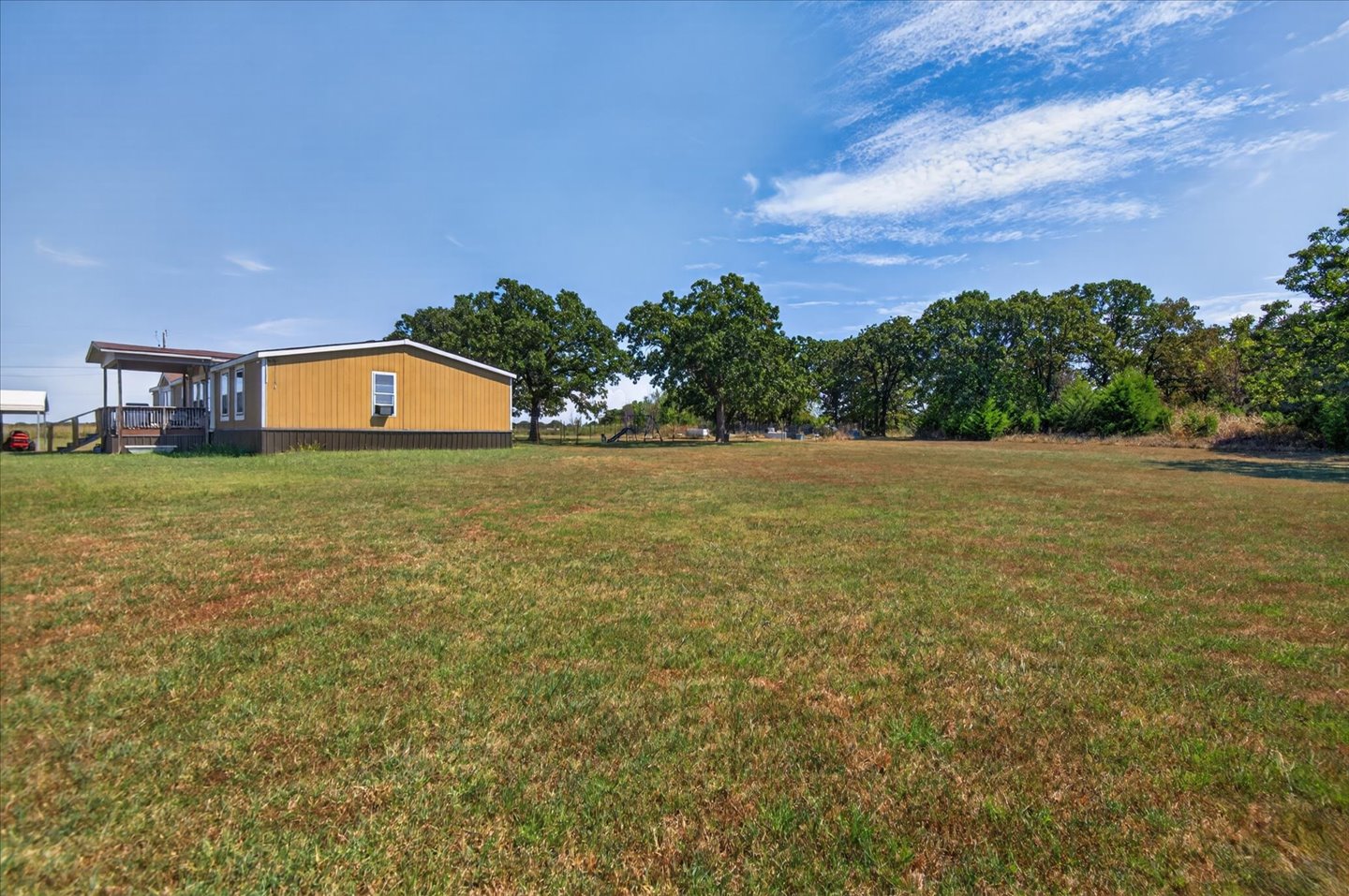 568 County Road 2307 Property Photo 33
