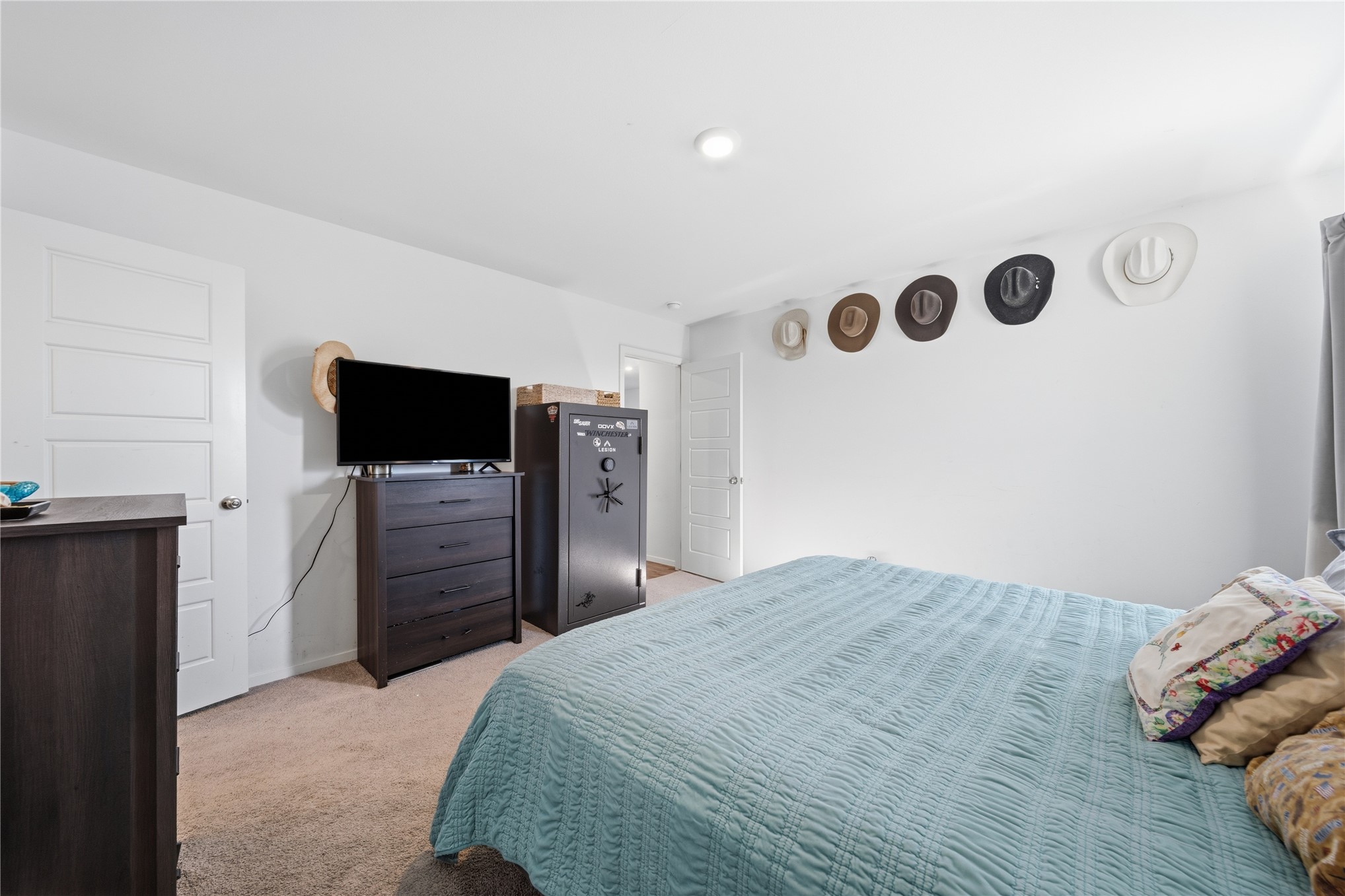 14217 N 75 East Avenue Property Photo 14