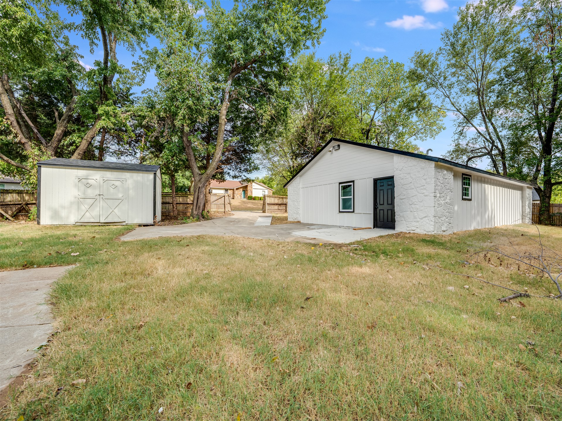 24038 Lamb Terrace Property Photo 32