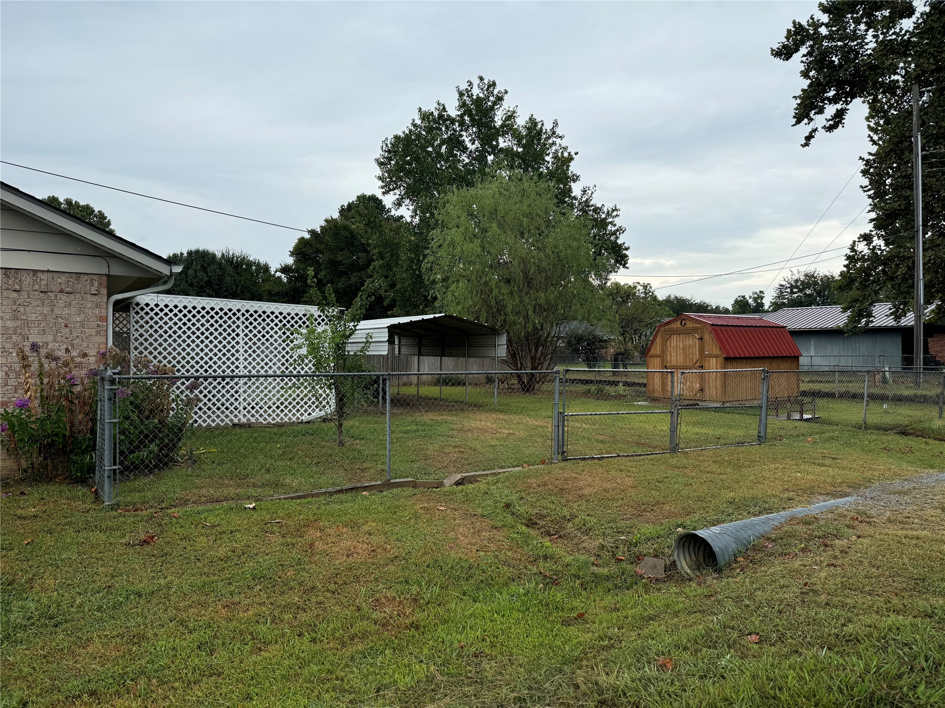 1701 Smith Property Photo 4