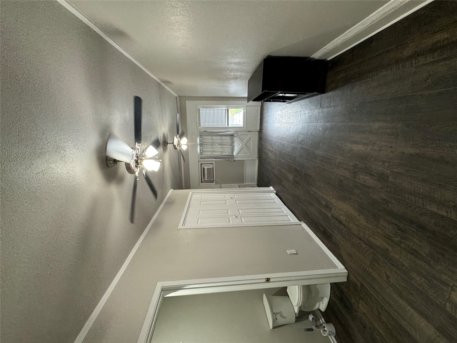 1701 Smith Property Photo 8