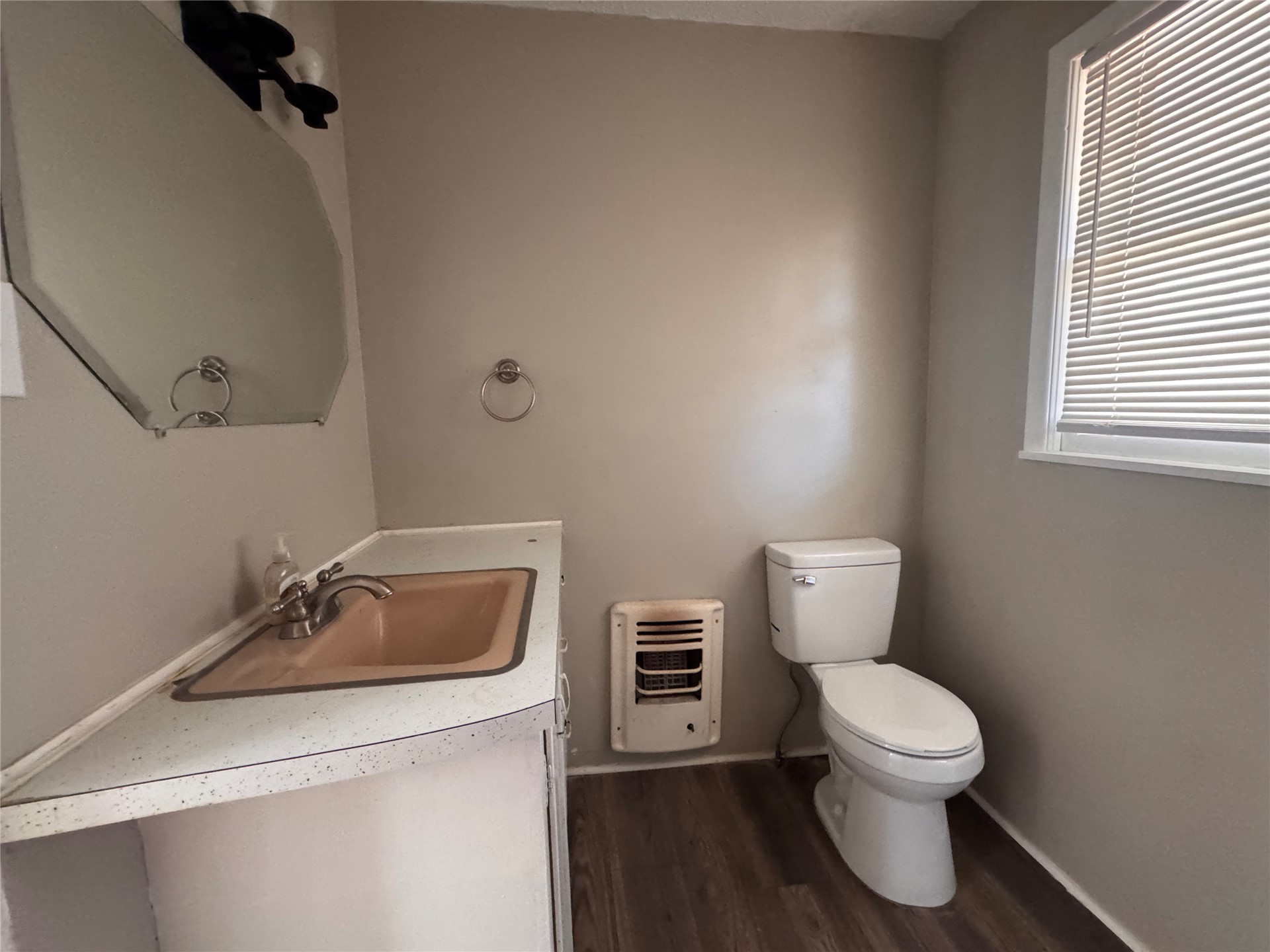 1314 N 2nd Property Photo 11