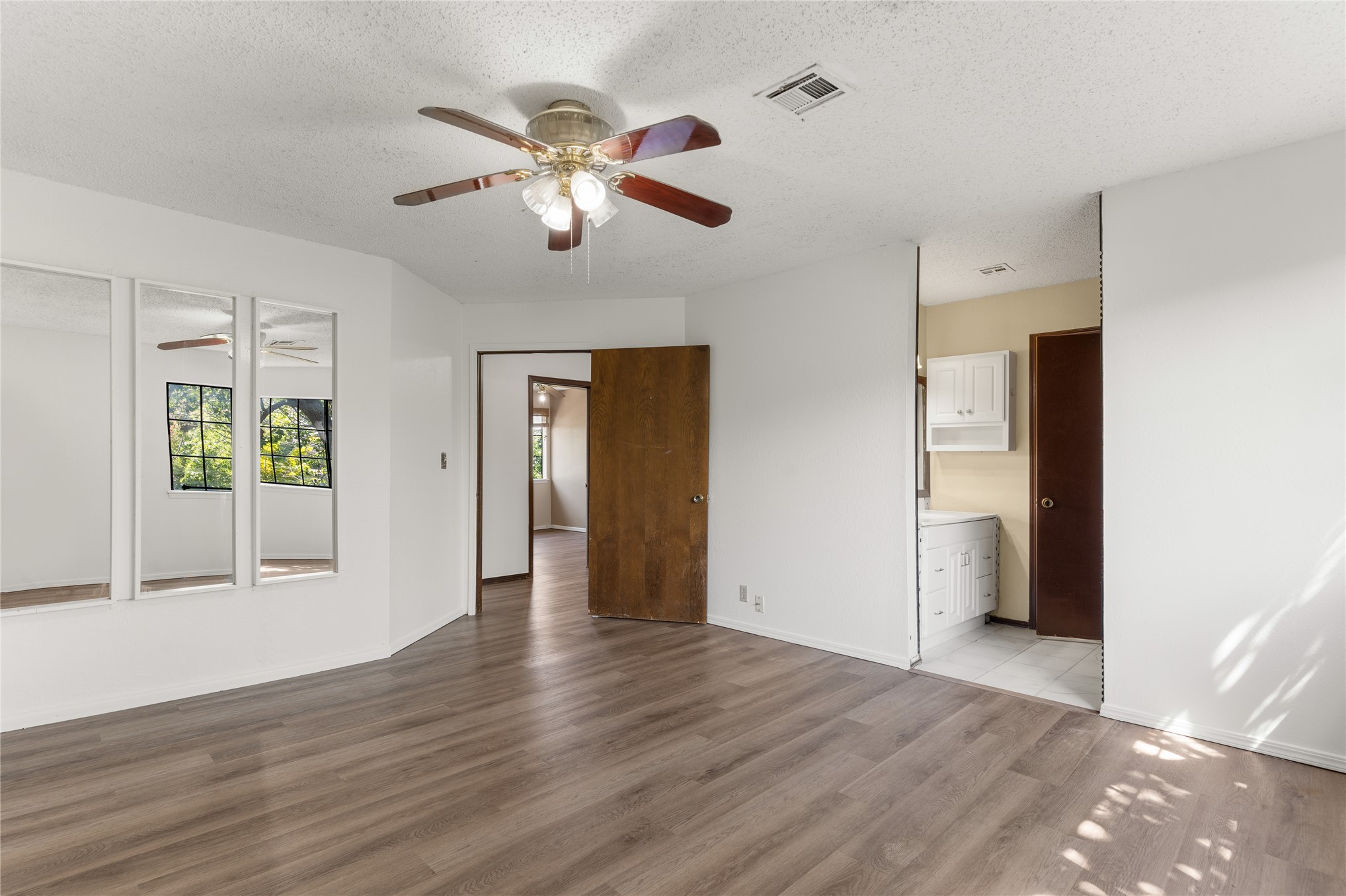 7435 S Winston Place 602 Property Photo 18