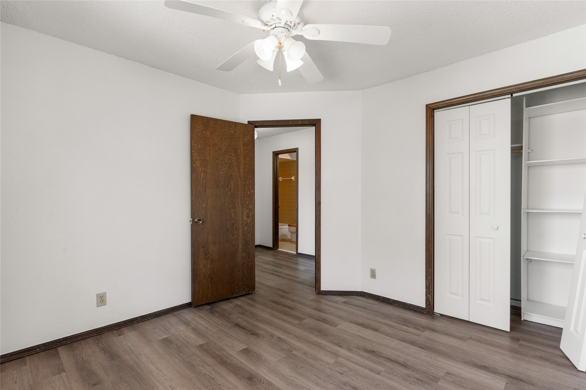 7435 S Winston Place 602 Property Photo 23
