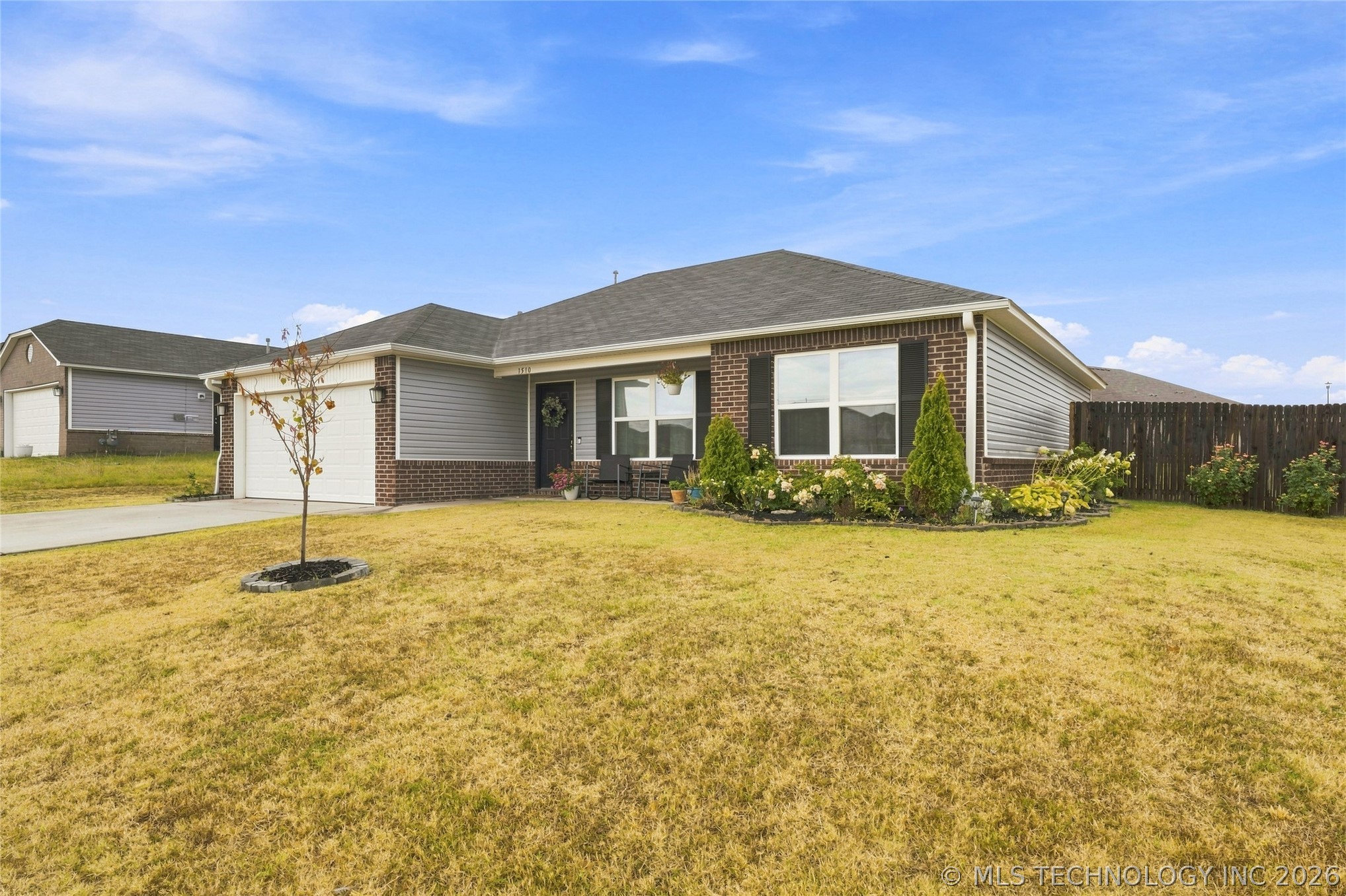 1510 E Urbana Street Property Photo 3