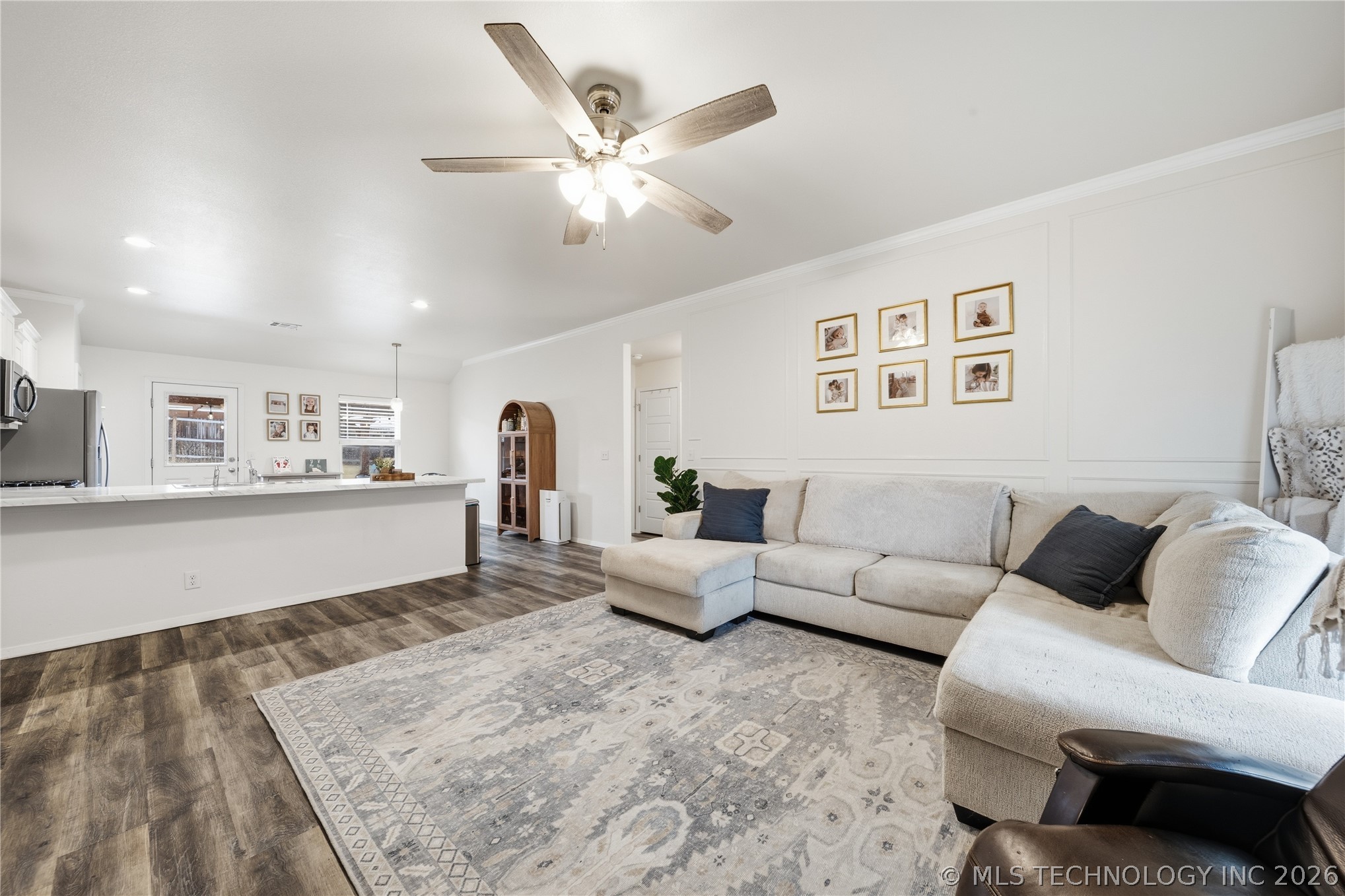 1510 E Urbana Street Property Photo 6