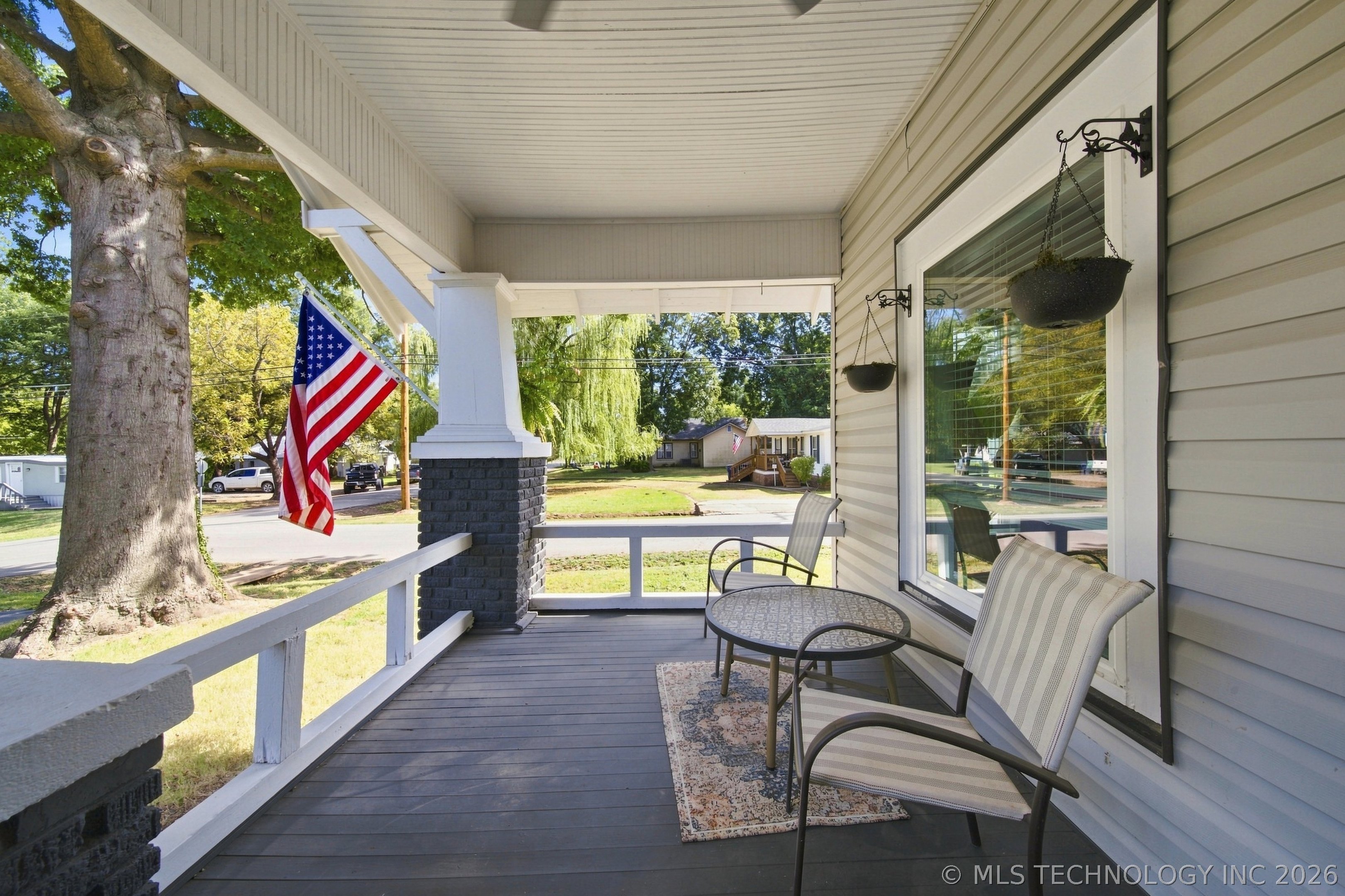 500 N C Avenue Property Photo 3