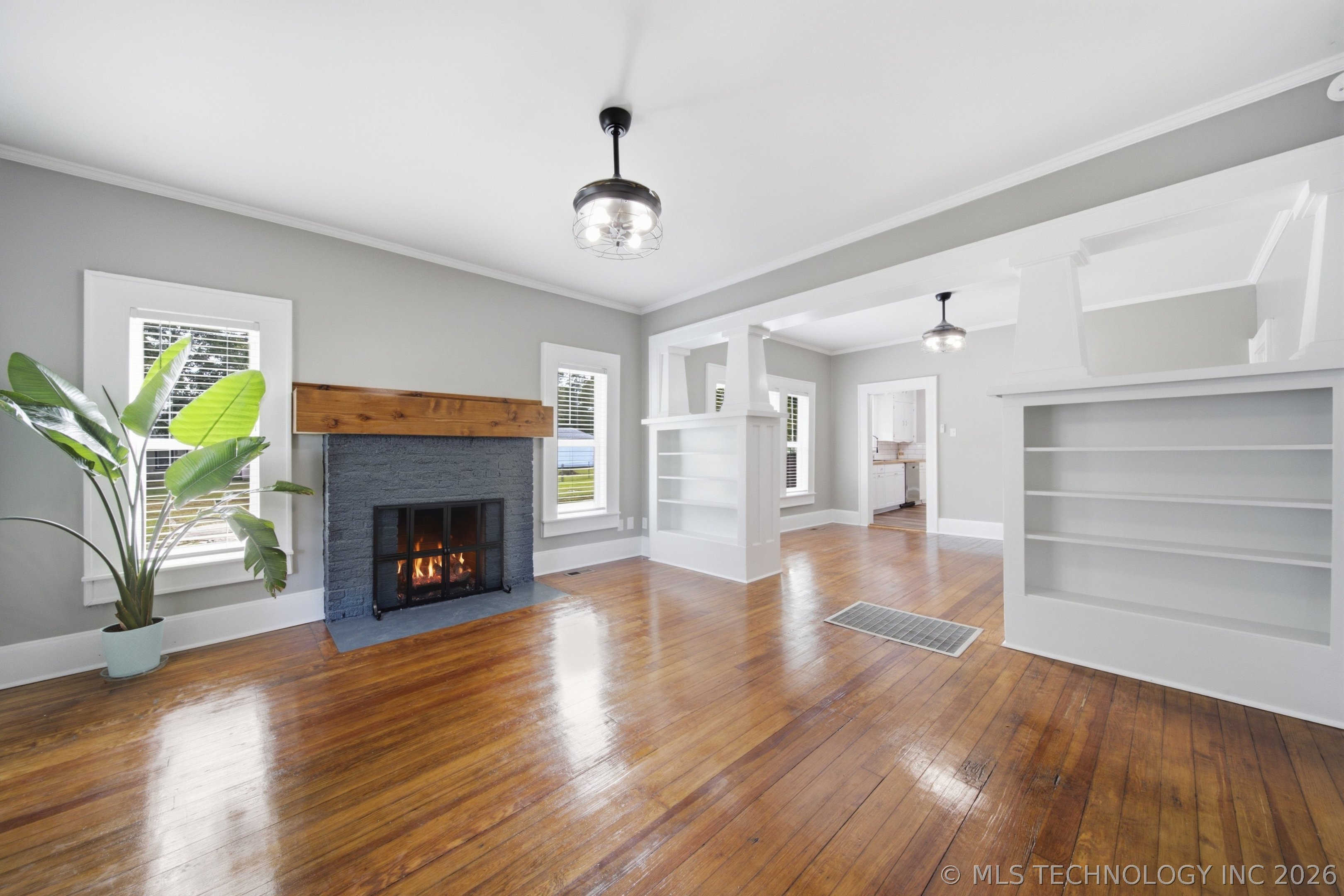 500 N C Avenue Property Photo 8
