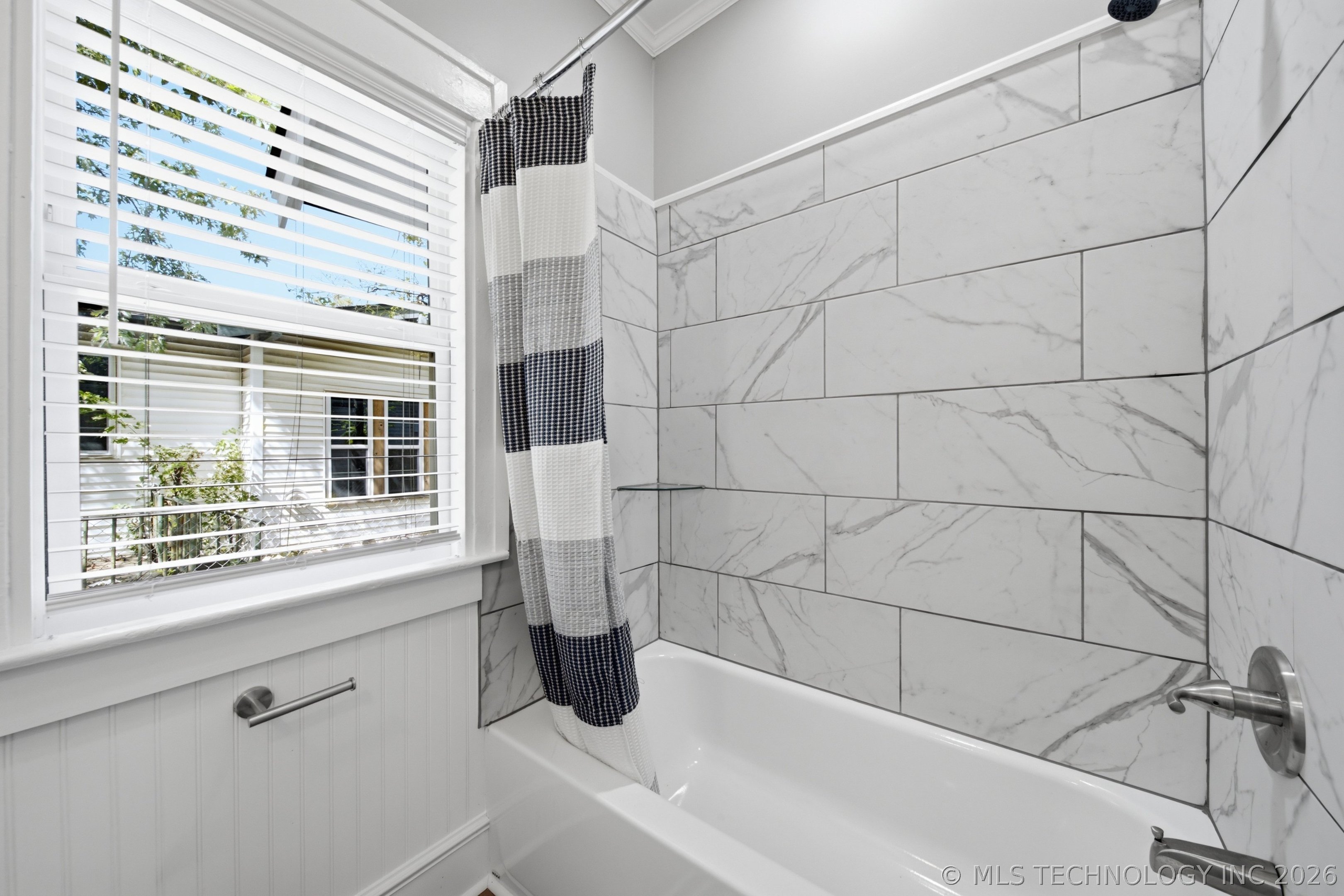 500 N C Avenue Property Photo 24