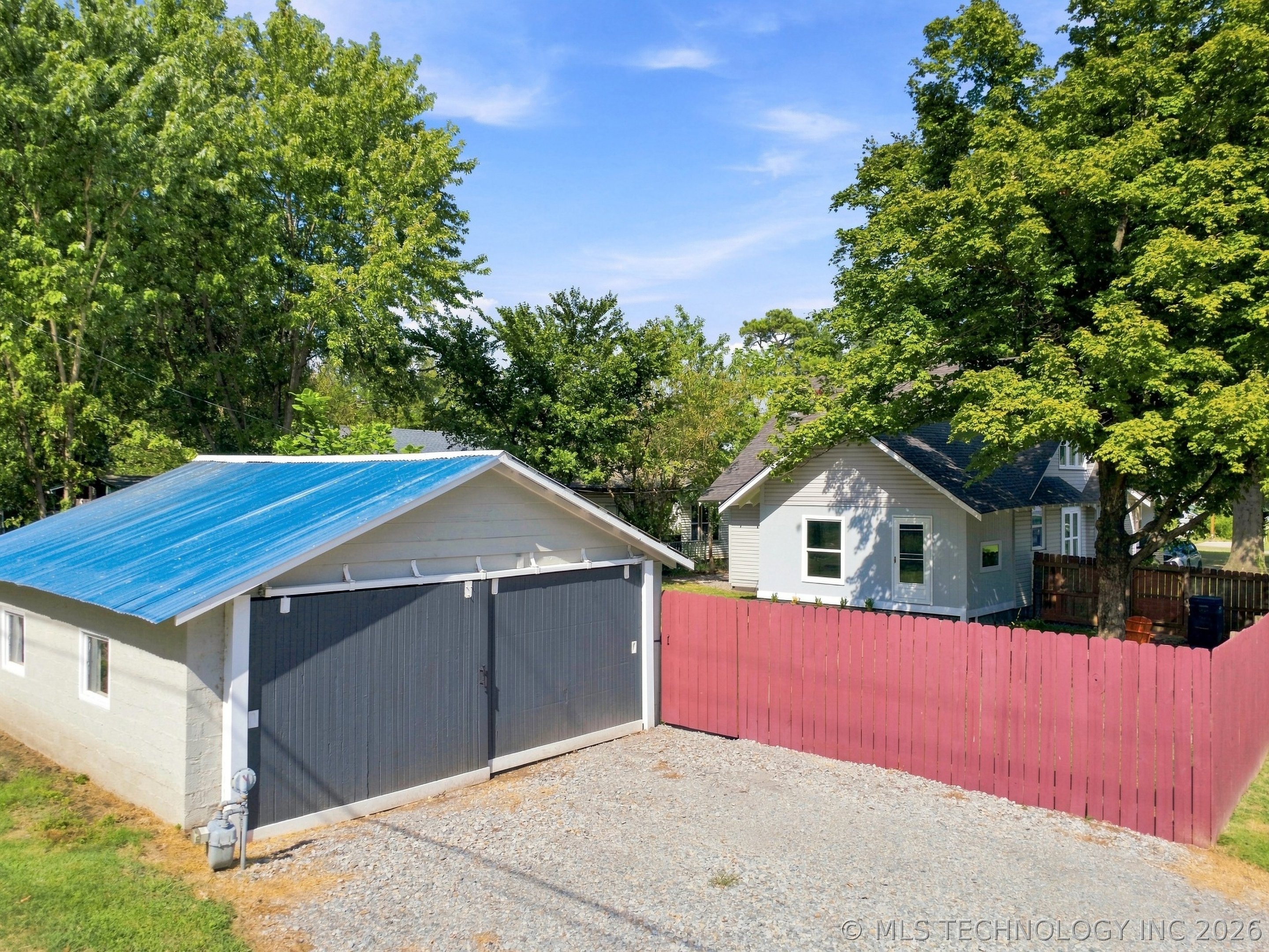 500 N C Avenue Property Photo 46