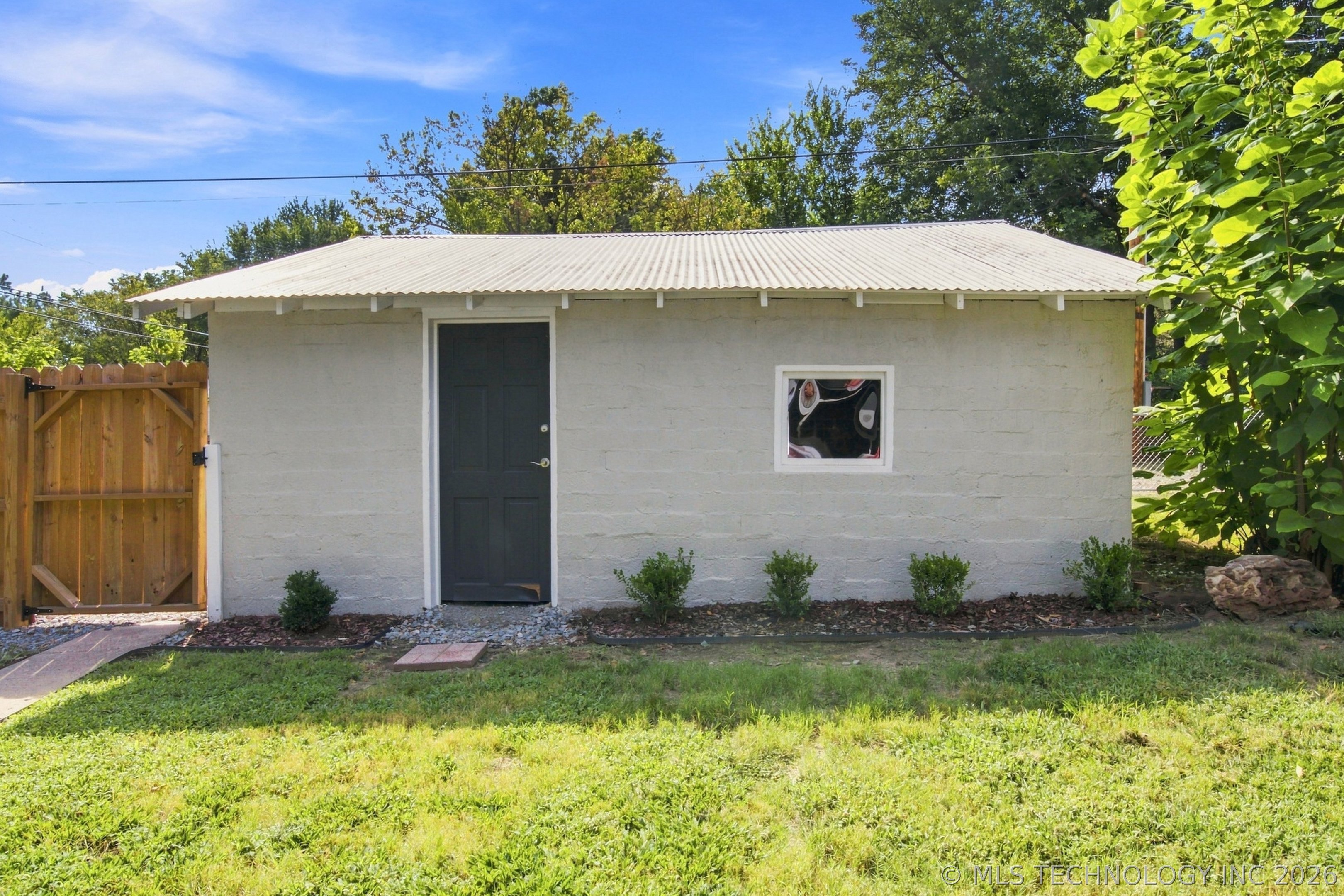 500 N C Avenue Property Photo 49