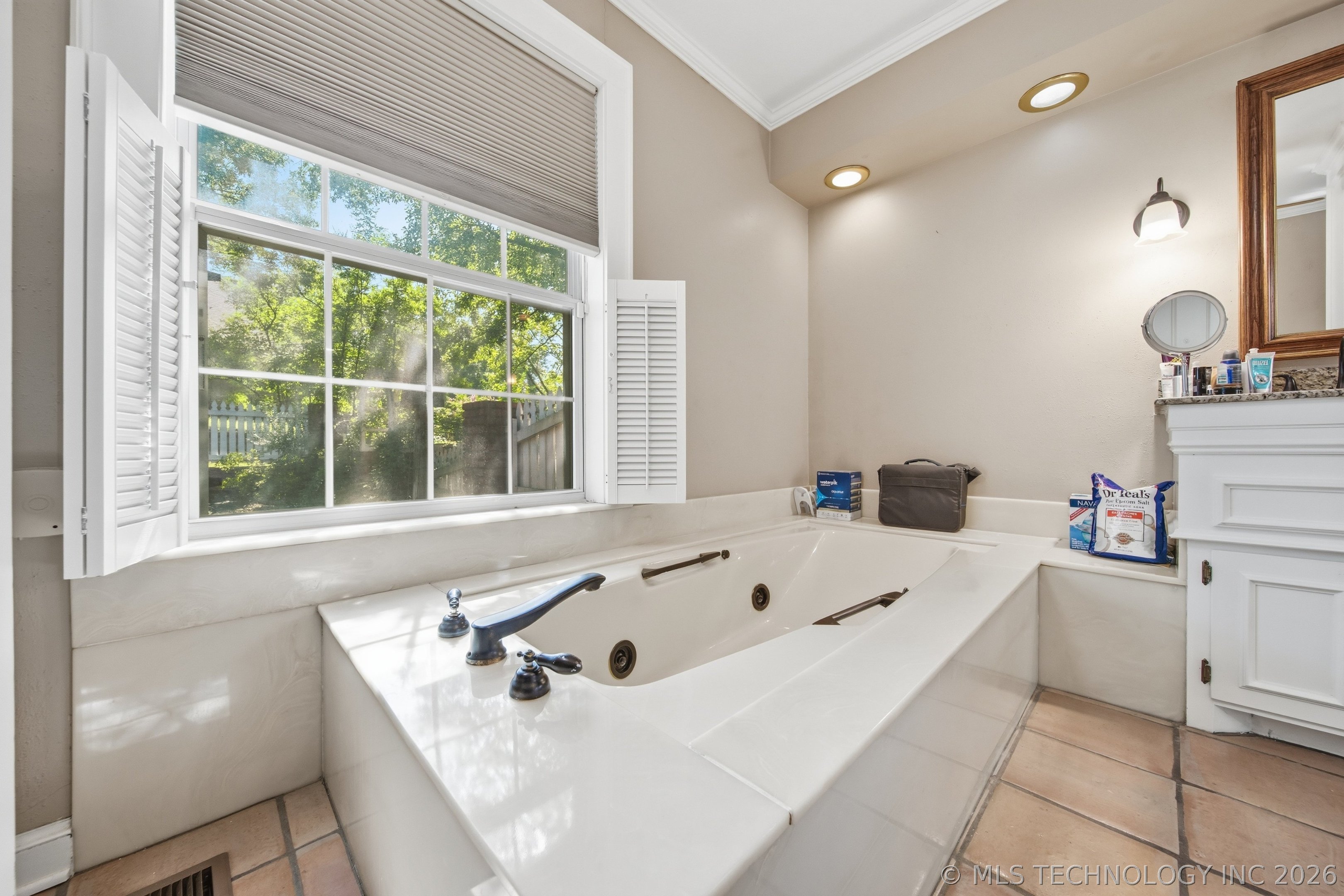 8323 S Indianapolis Avenue Property Photo 25