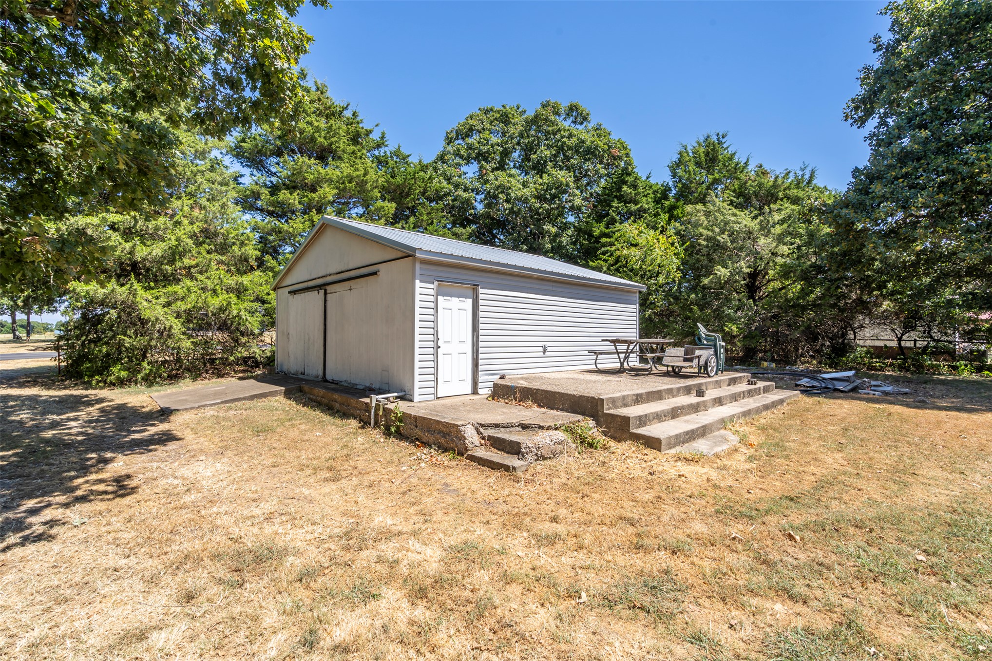 13713 State Highway 116 Property Photo 5