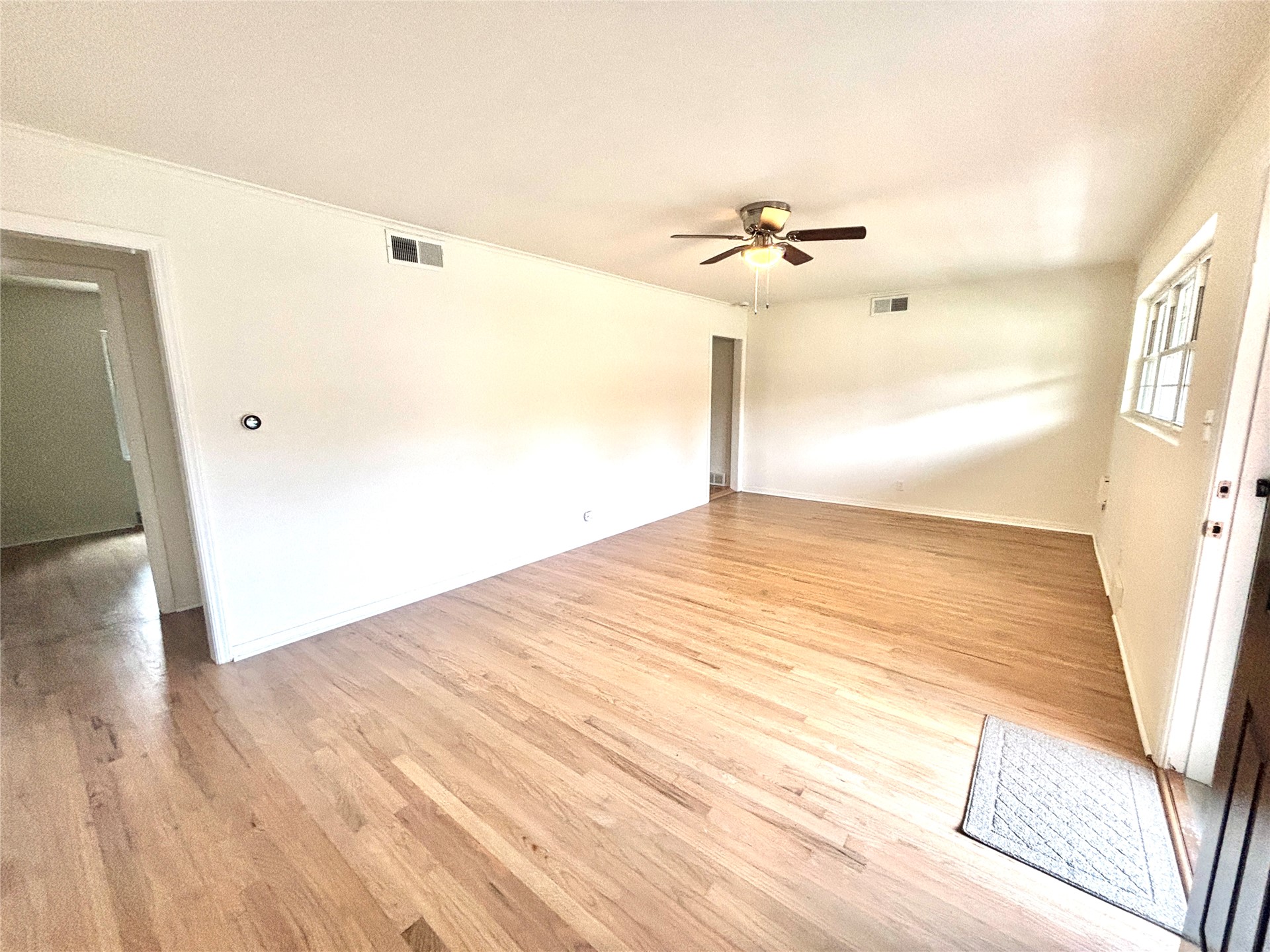 612 Northwest Avenue Property Photo 7