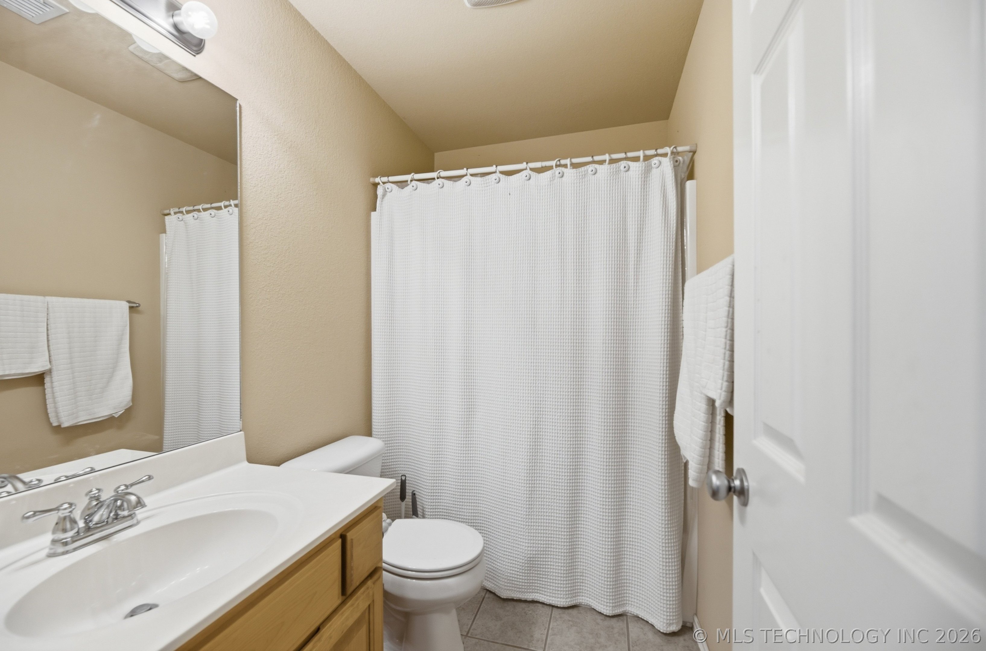 9022 N 156th East Avenue Property Photo 24