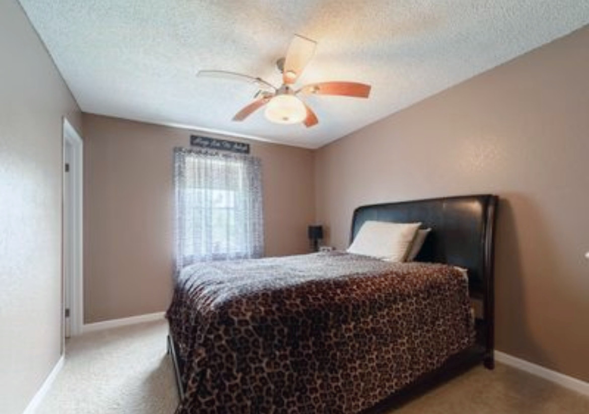 506 W Ottawa Property Photo 9