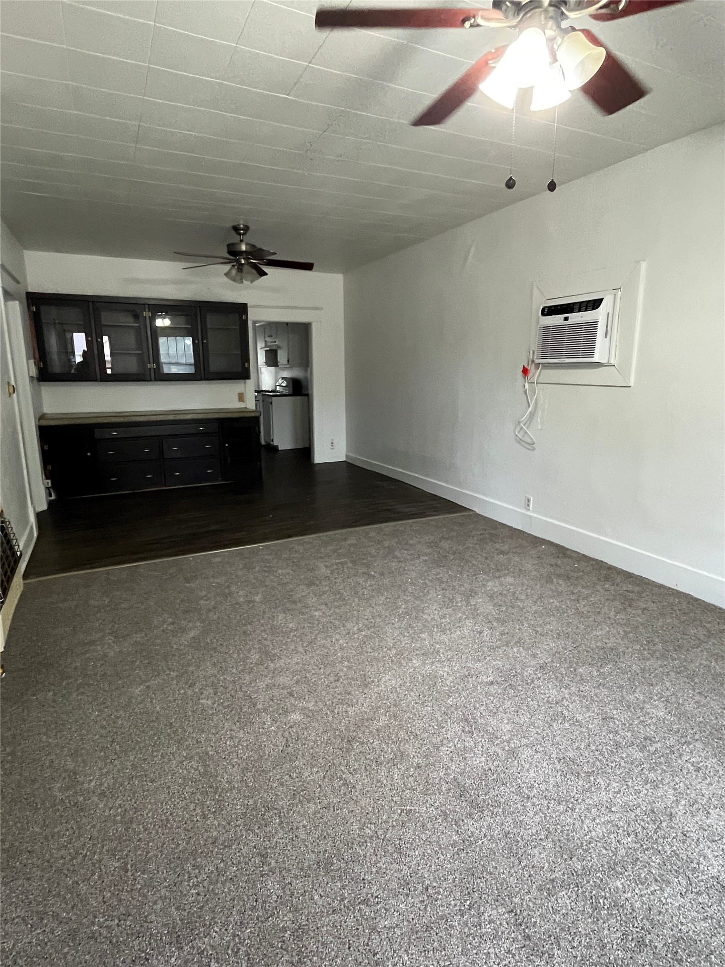 523 16th Property Photo 2