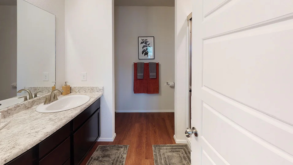 3106 S 15th Place Property Photo 8