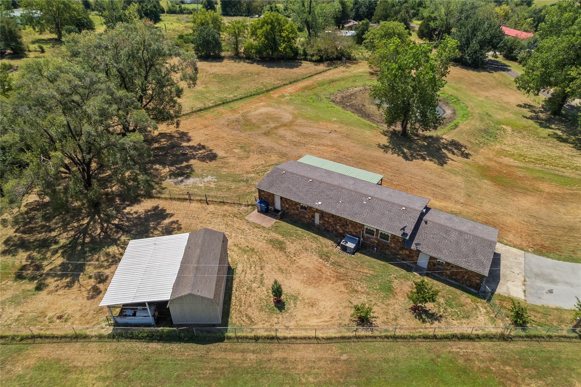 13907 N 86 Avenue Property Photo 44