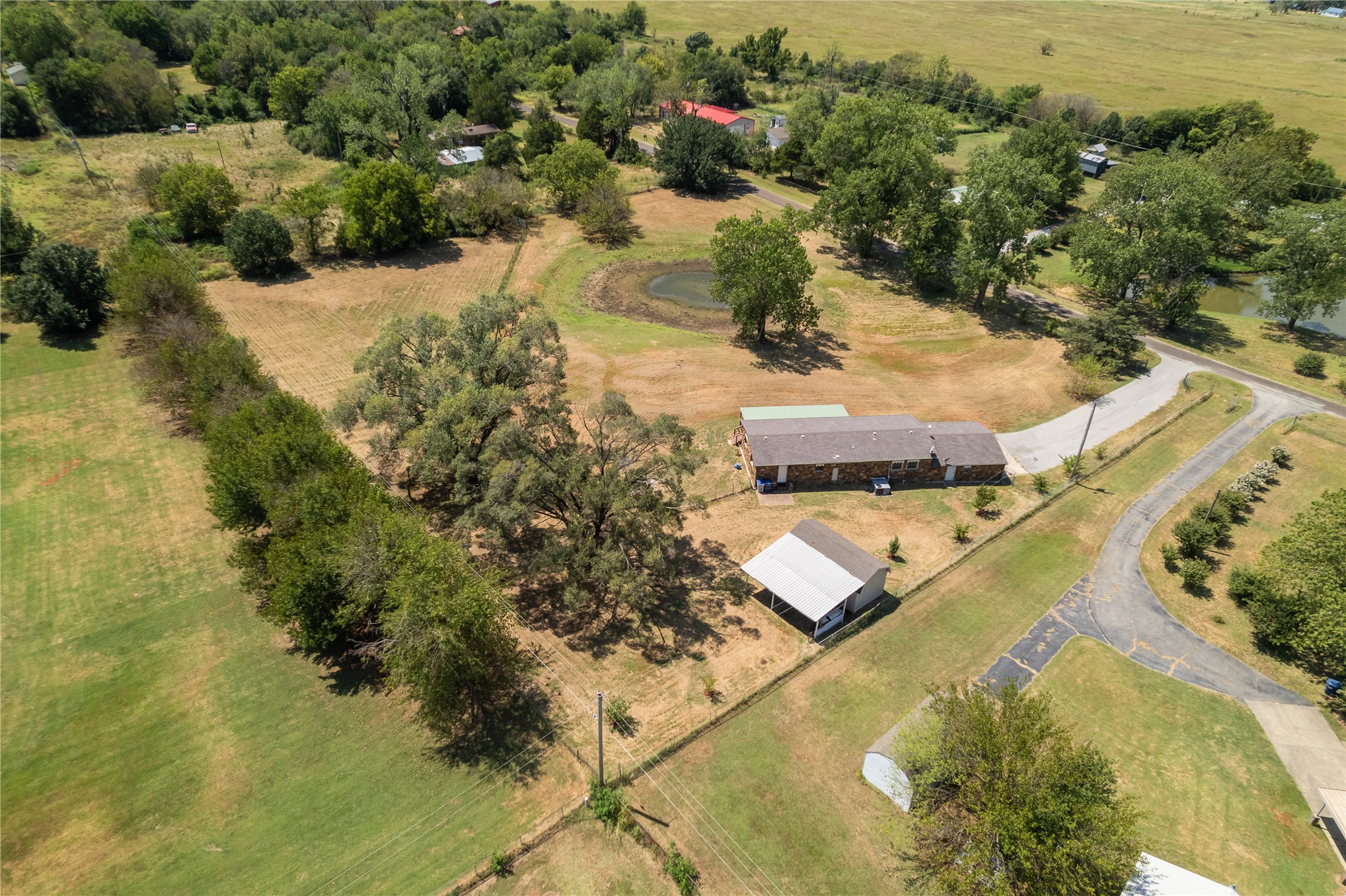 13907 N 86 Avenue Property Photo 45