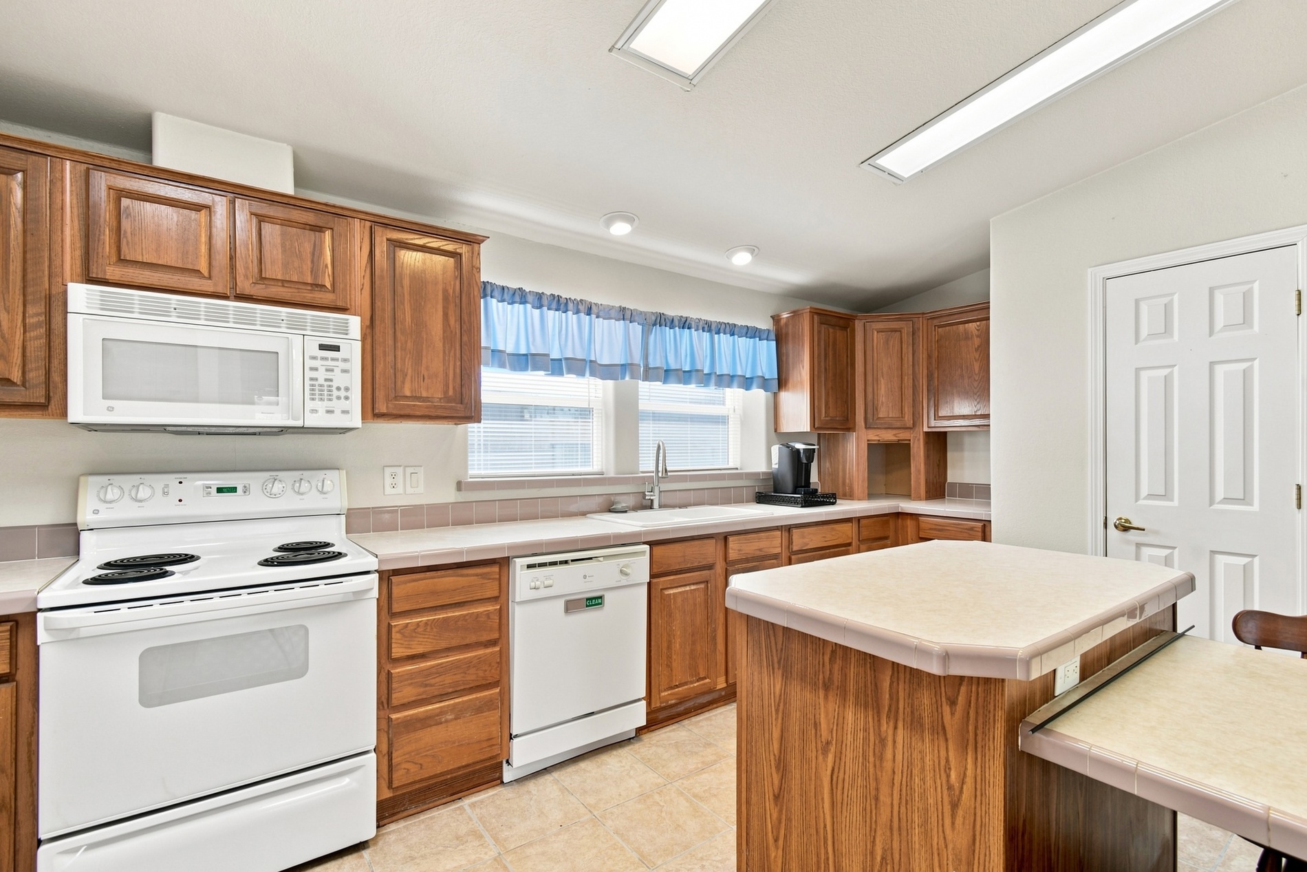 20249 W Archer Street Property Photo 12