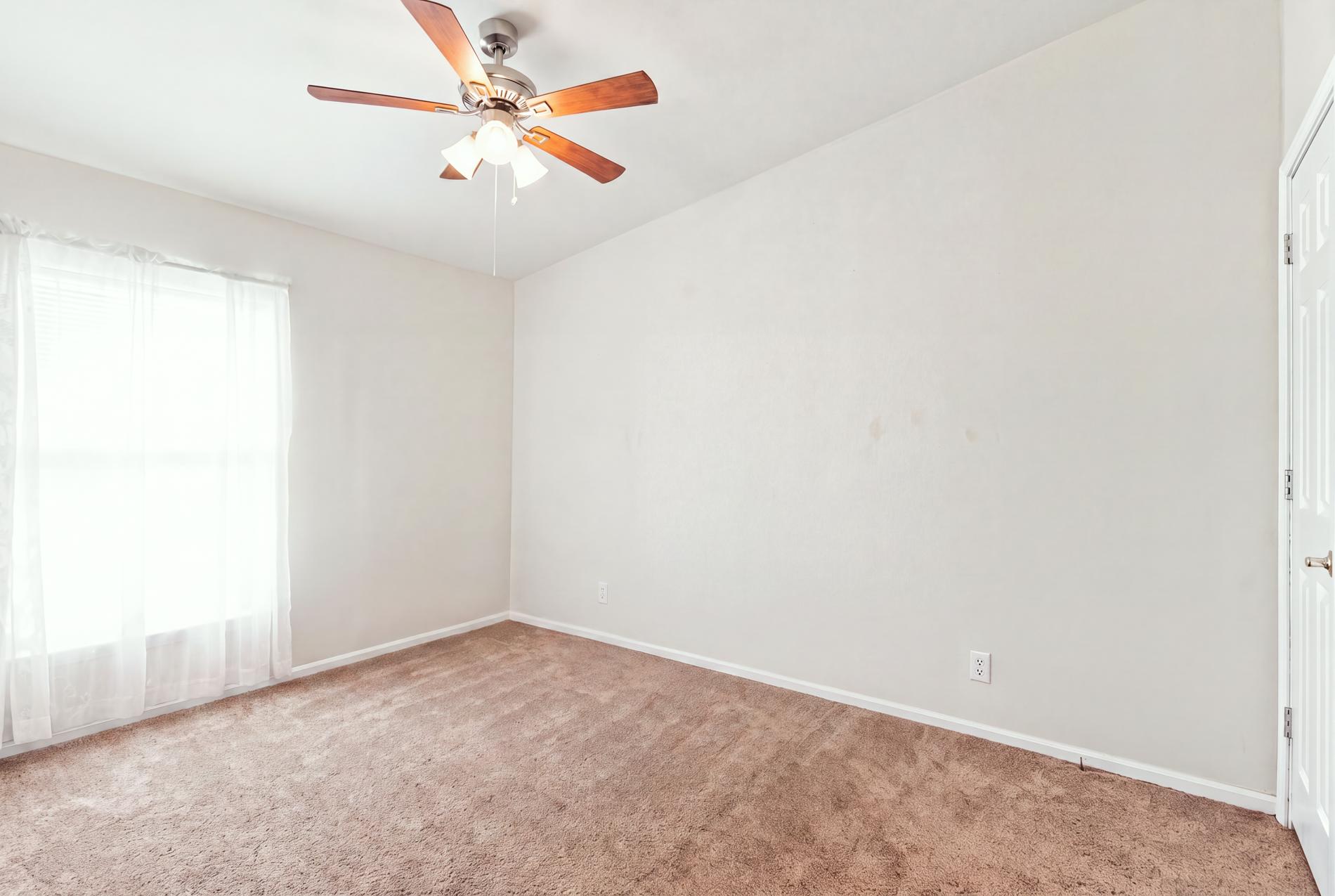 20249 W Archer Street Property Photo 27