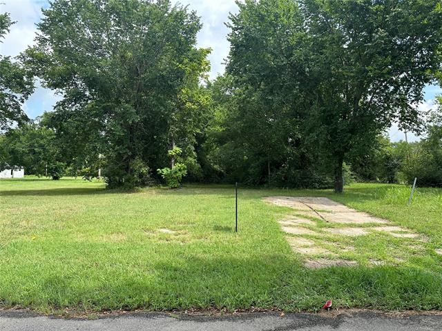 917 Martin Luther King Drive Property Photo 4