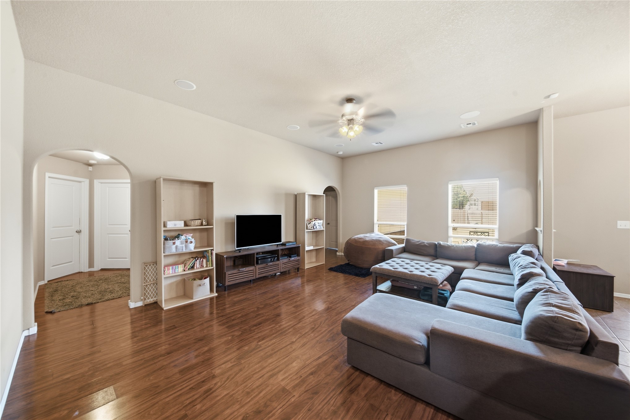 17519 E 45th Street Property Photo 4